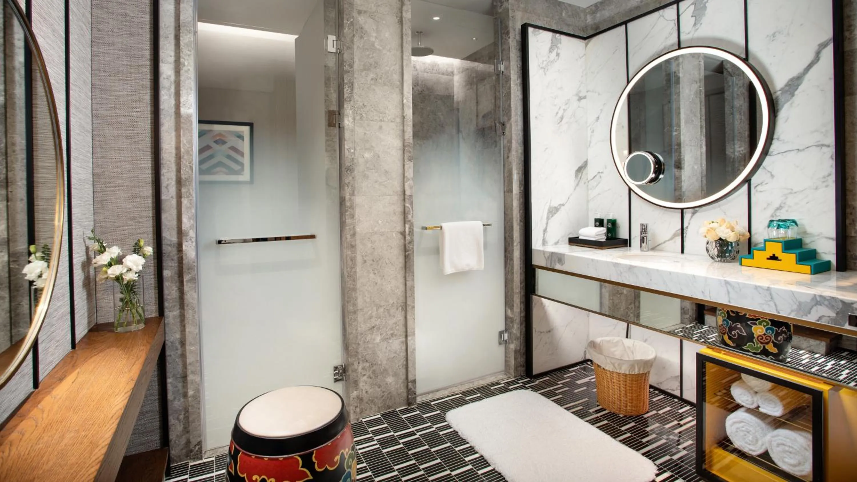 Bathroom in Hotel Indigo Diqing Moonlight City by IHG