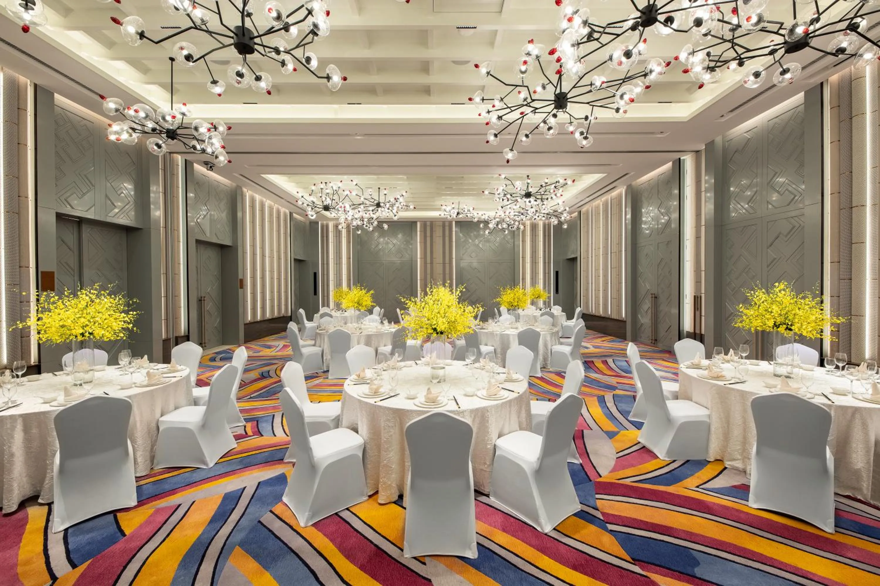 Banquet/Function facilities in Hotel Indigo Diqing Moonlight City by IHG