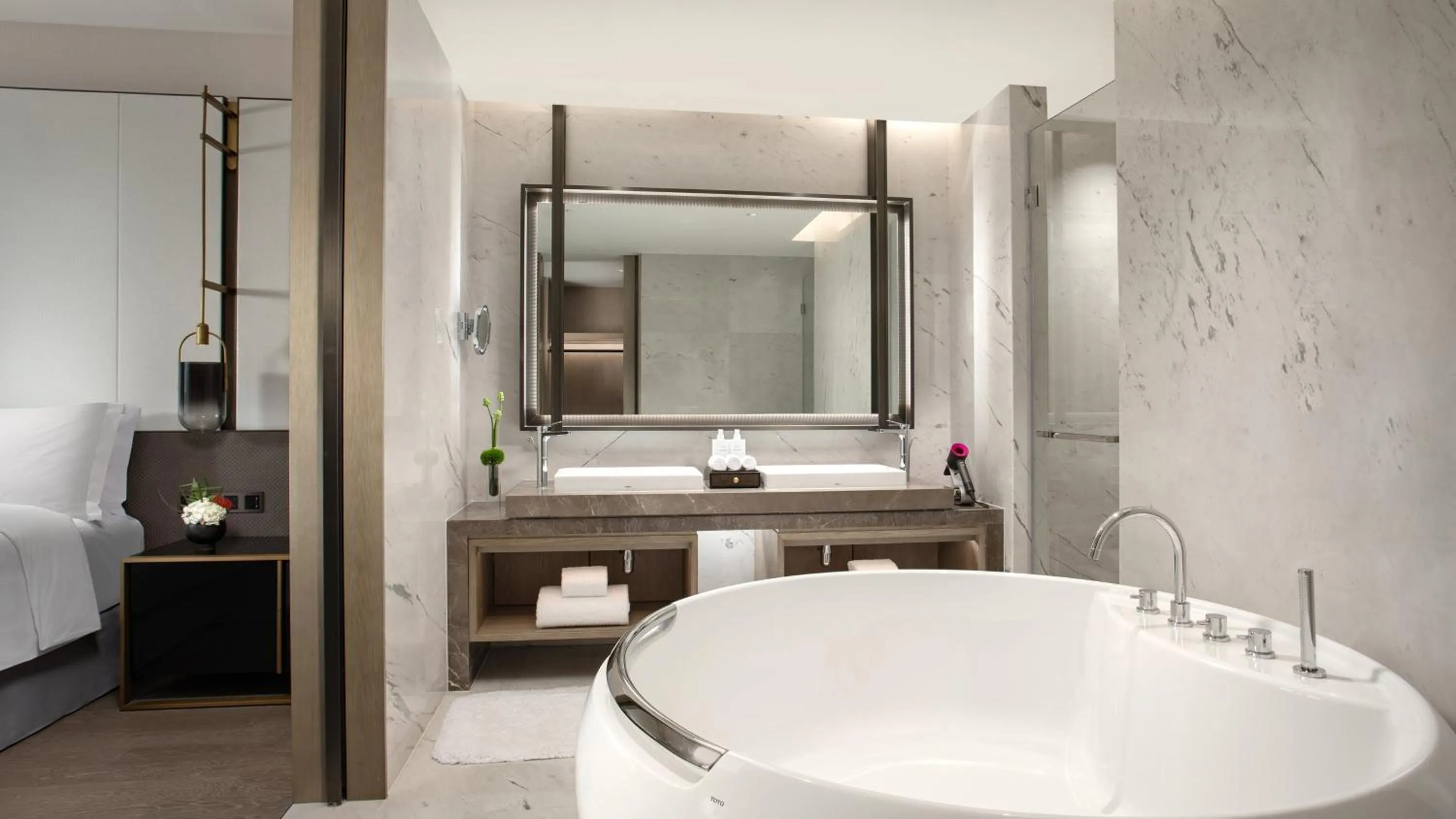 Photo of the whole room in InterContinental Foshan DongPing