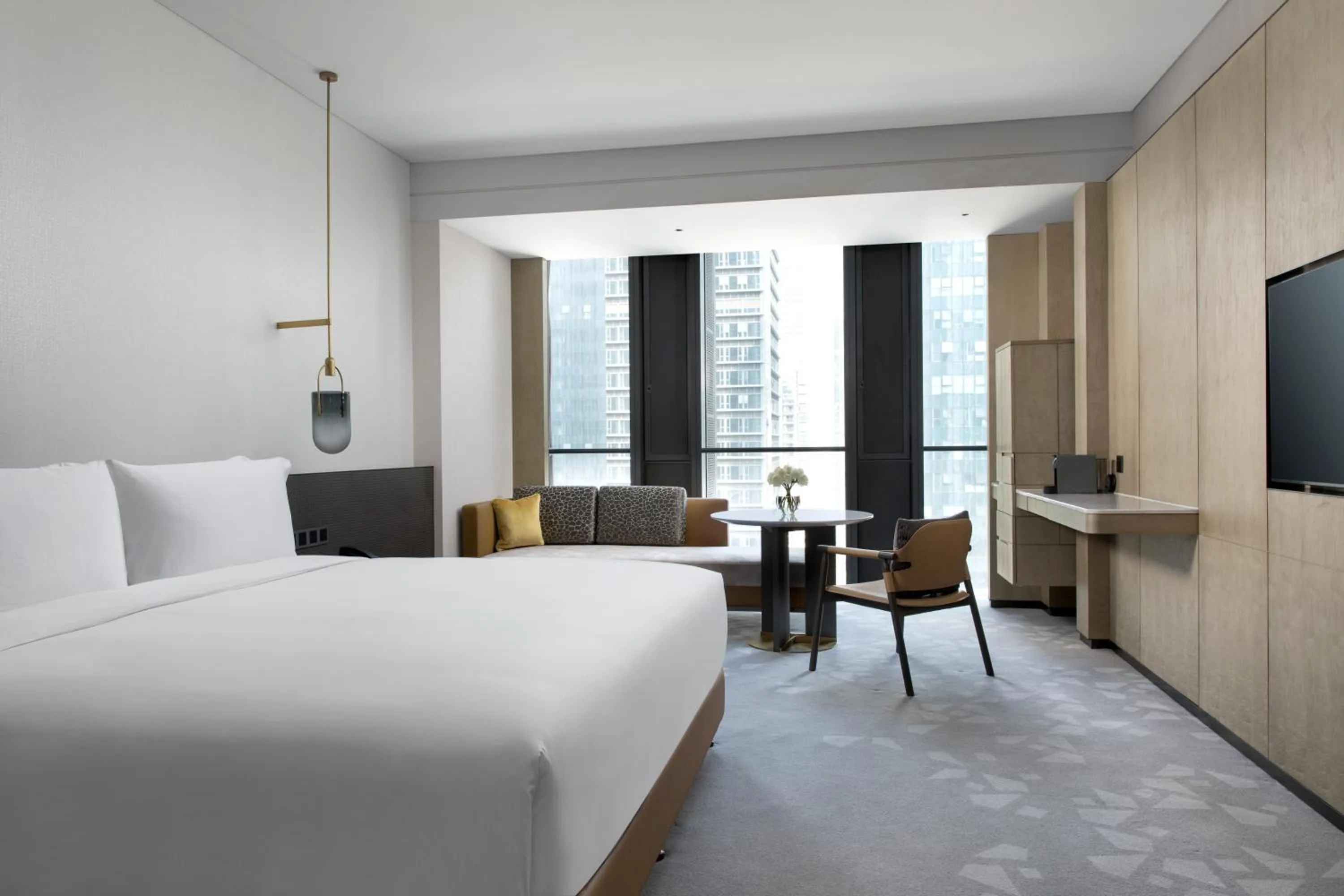 Photo of the whole room, Bed in InterContinental Foshan DongPing