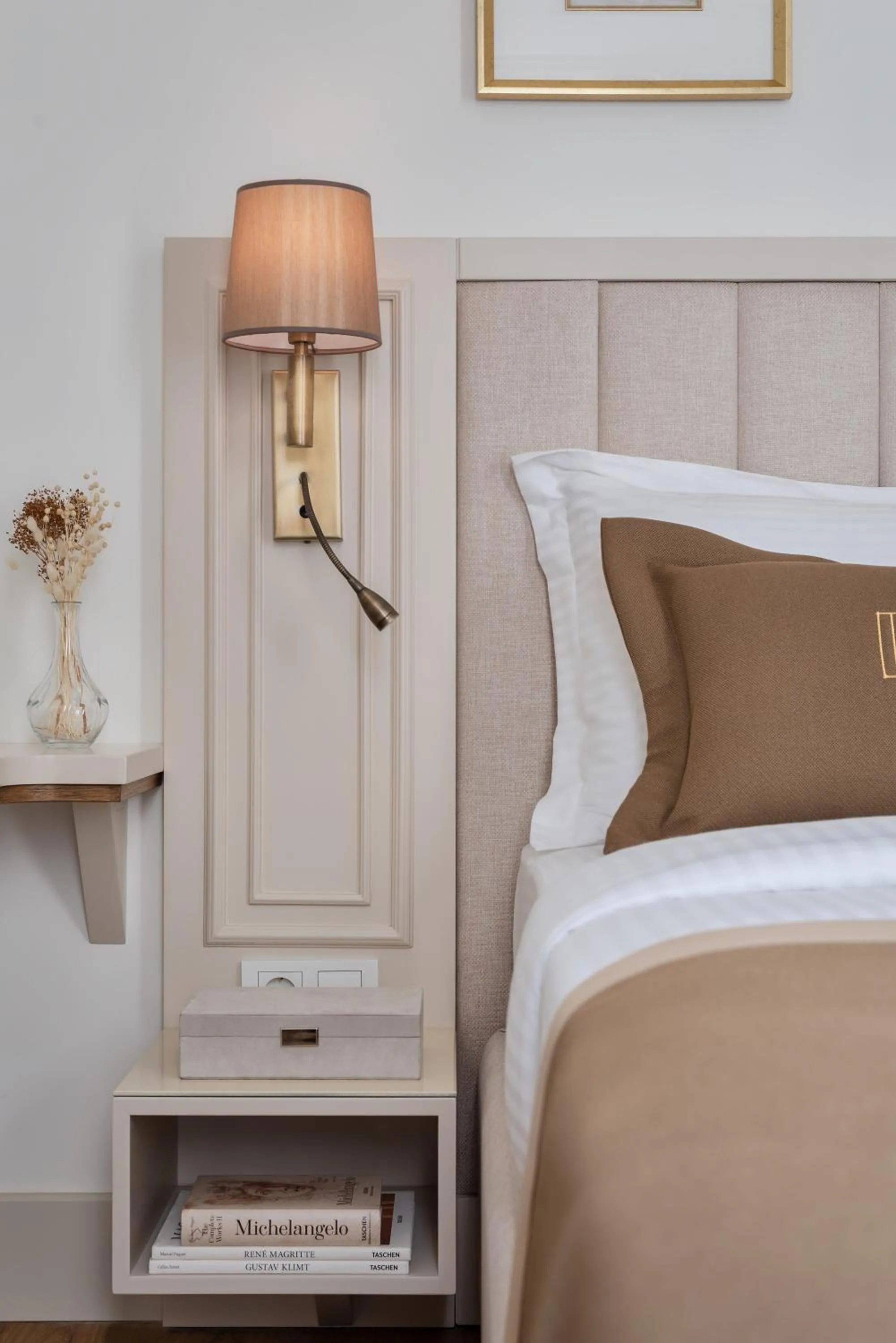 Bedroom, Bed in Delita City Hotel