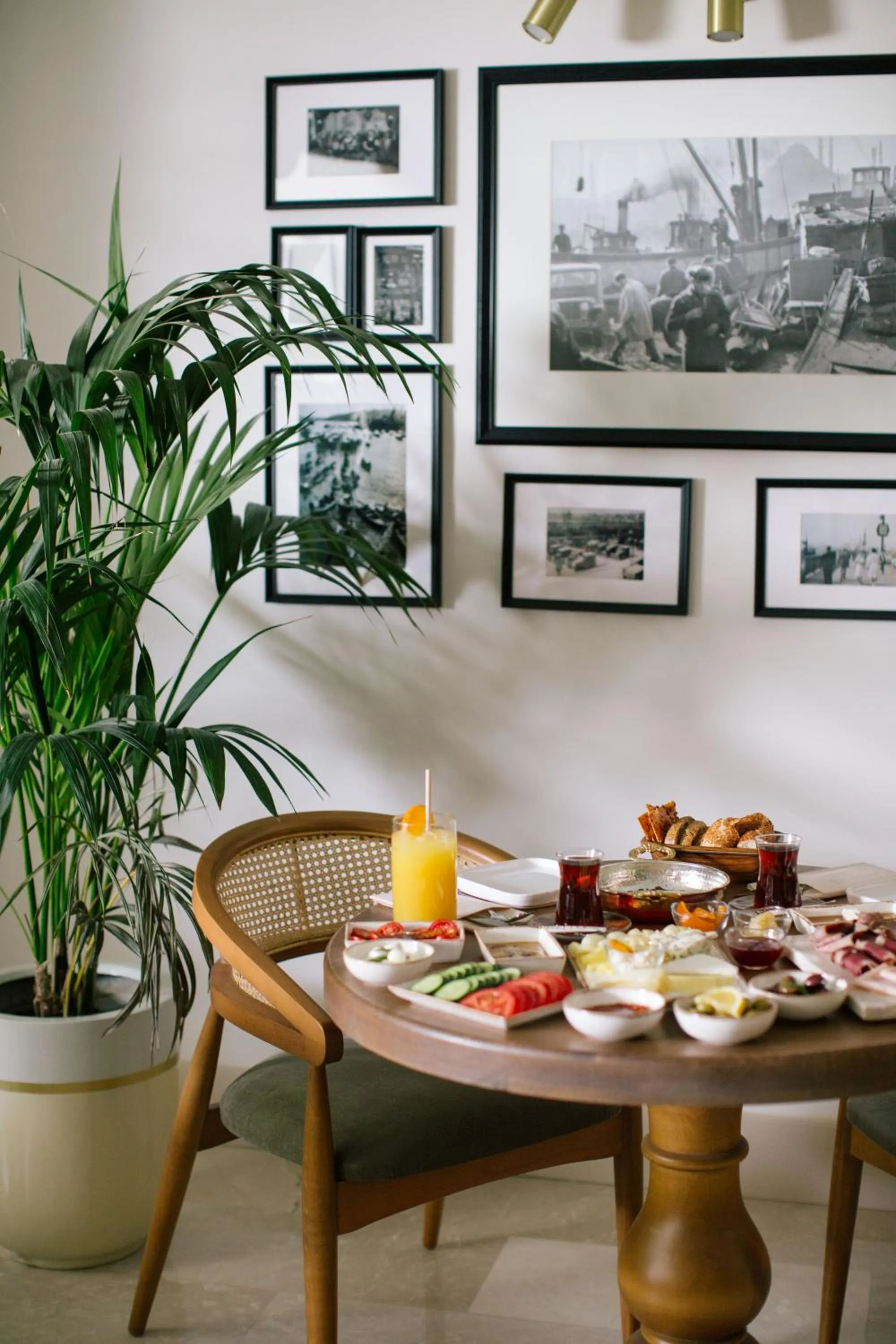 Breakfast in Delita City Hotel