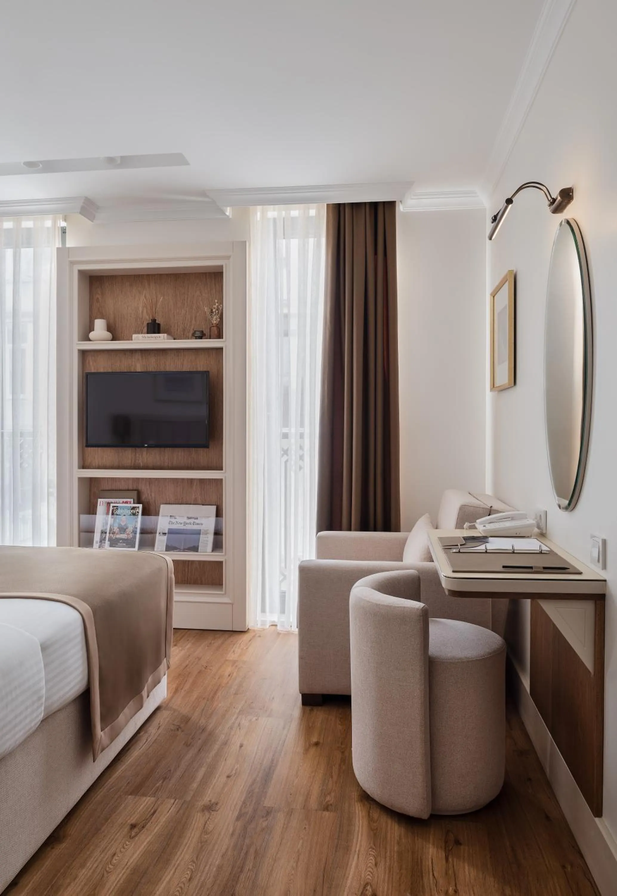 Bedroom, Bed in Delita City Hotel