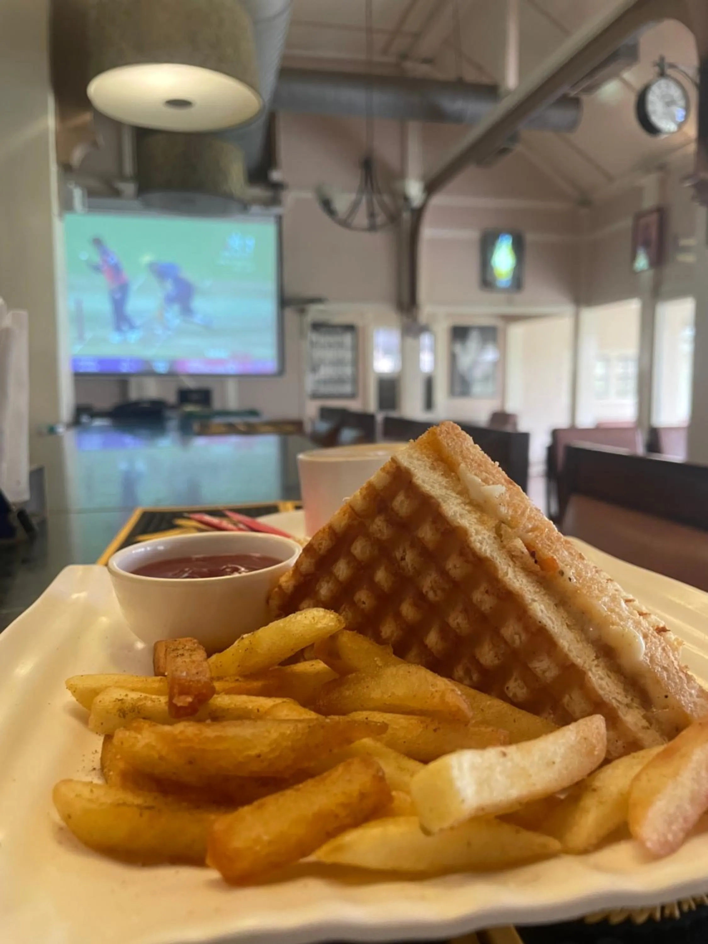 Restaurant/places to eat in Golaghat Gymkhana