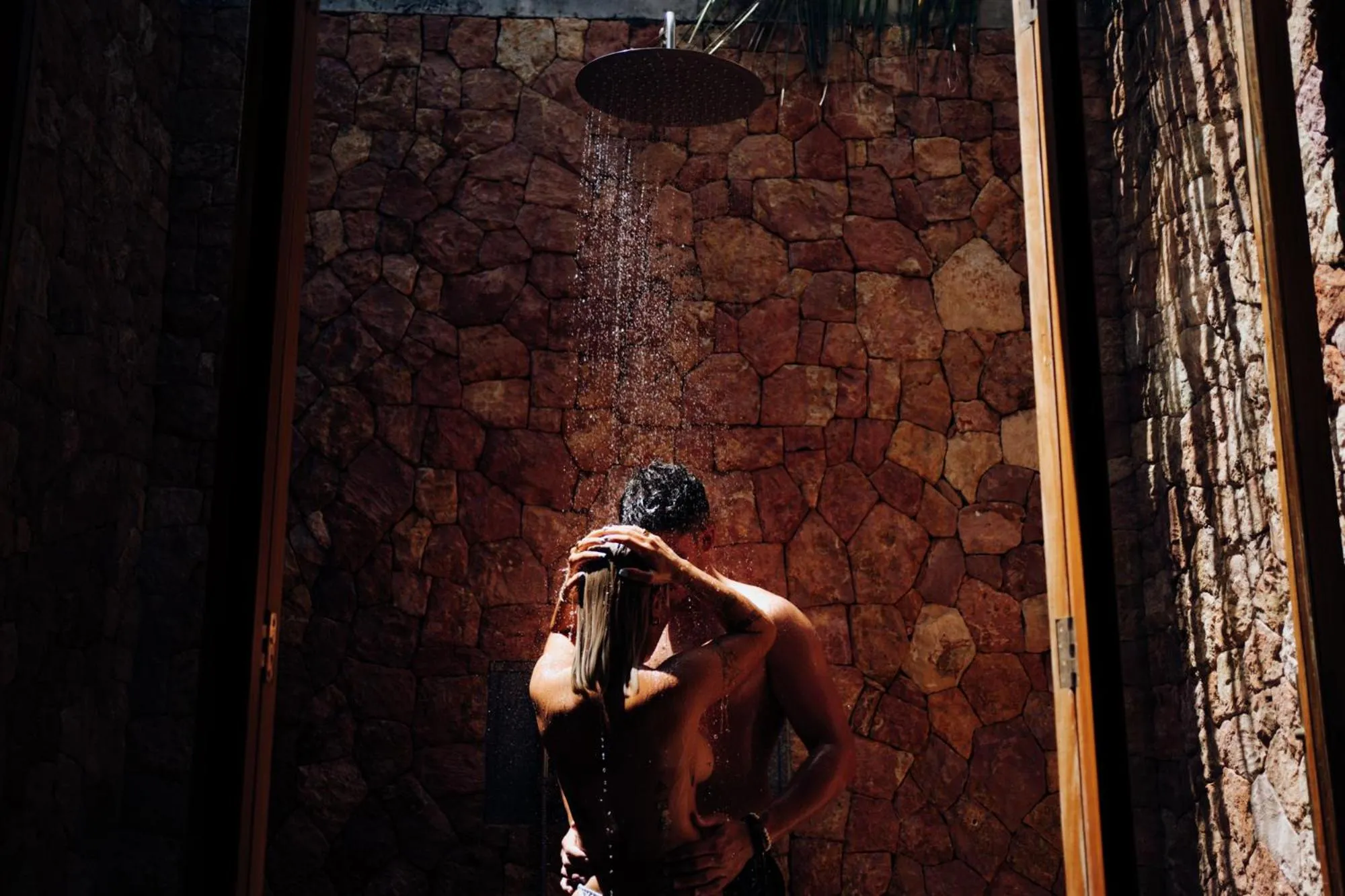 Shower in Kizikula