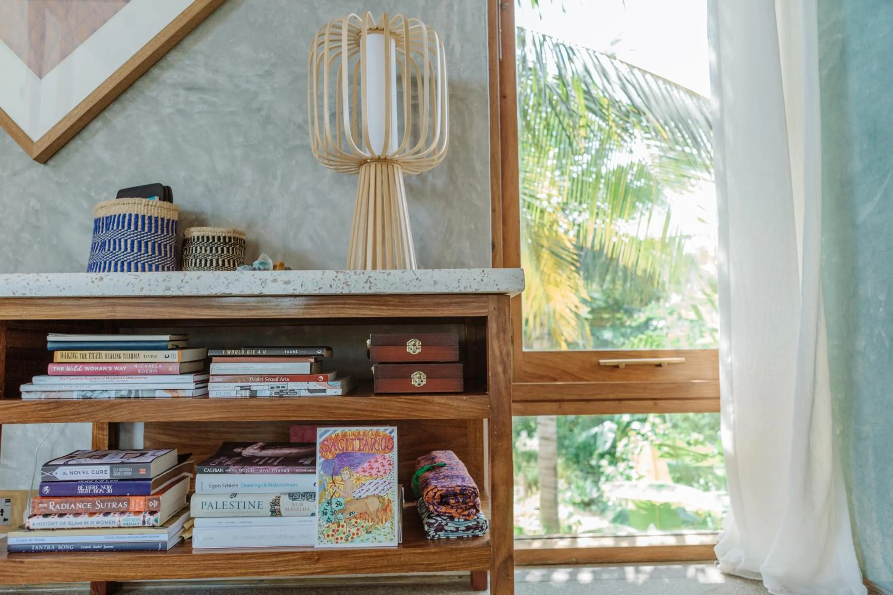 Decorative detail in Kizikula