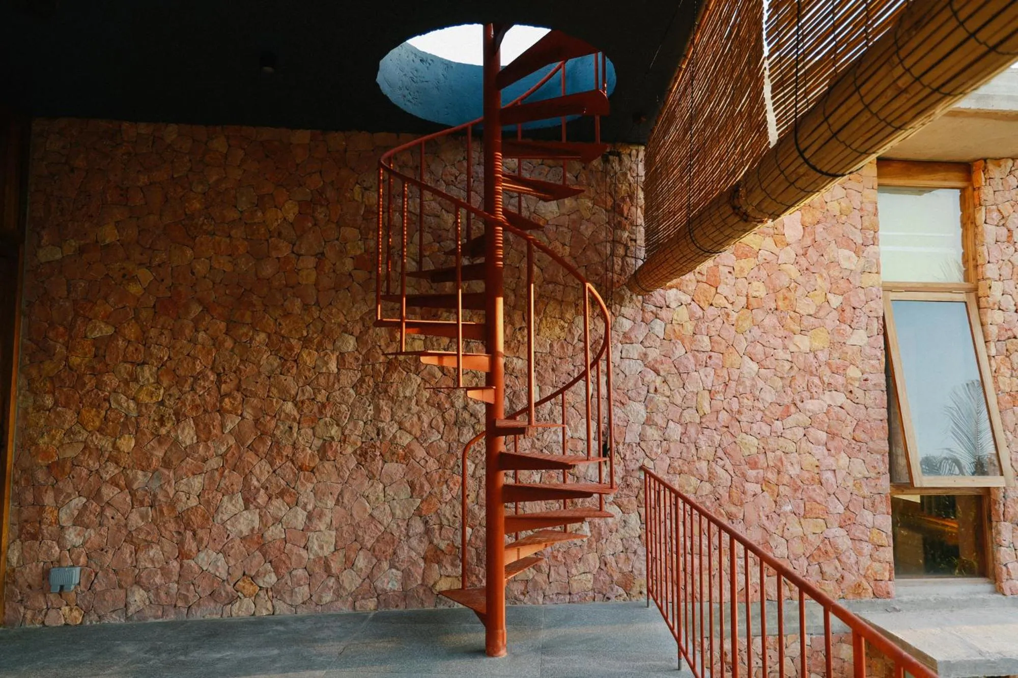 Property building in Kizikula