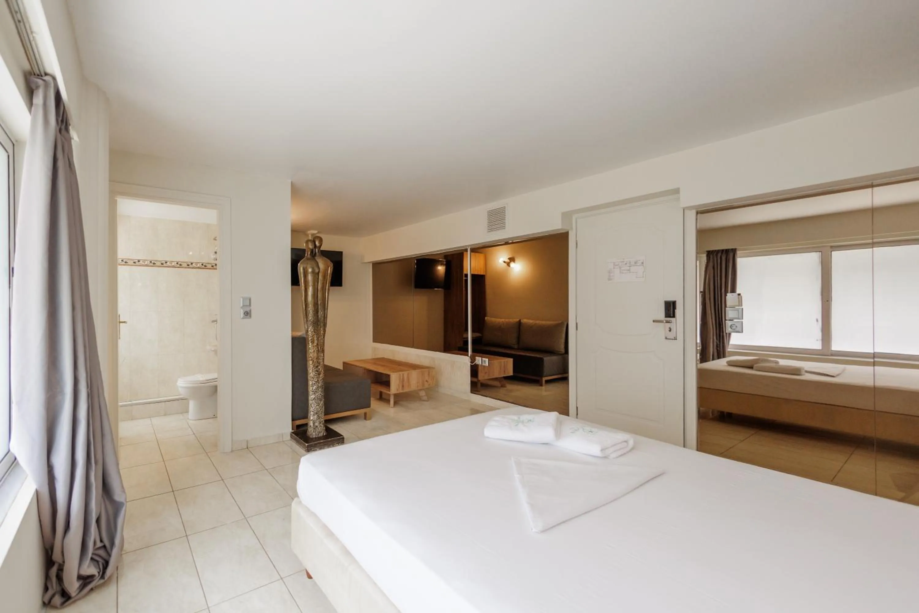 Bedroom, Bed in Aachen