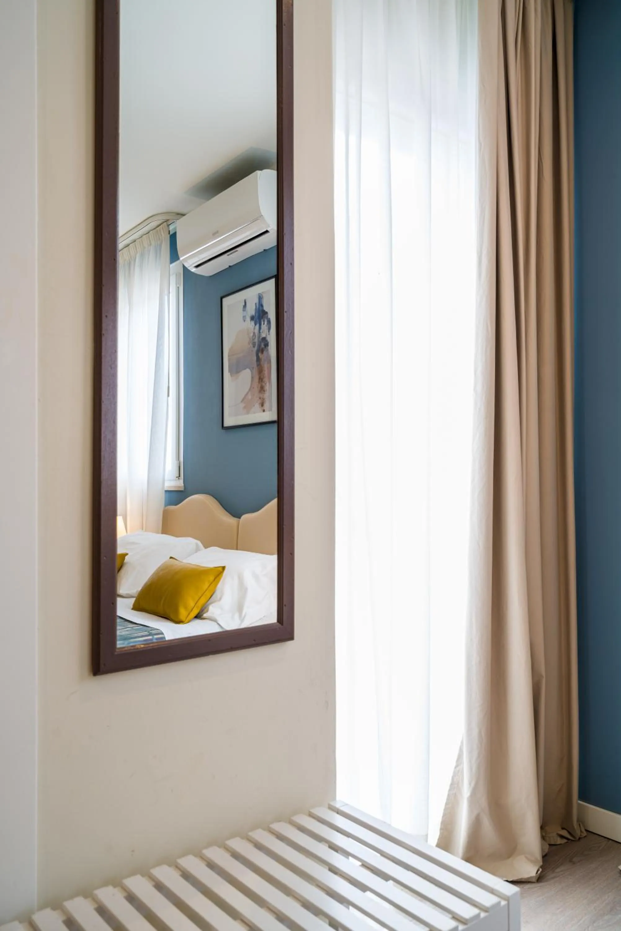 Photo of the whole room, Bed in Hotel Rivage Taormina