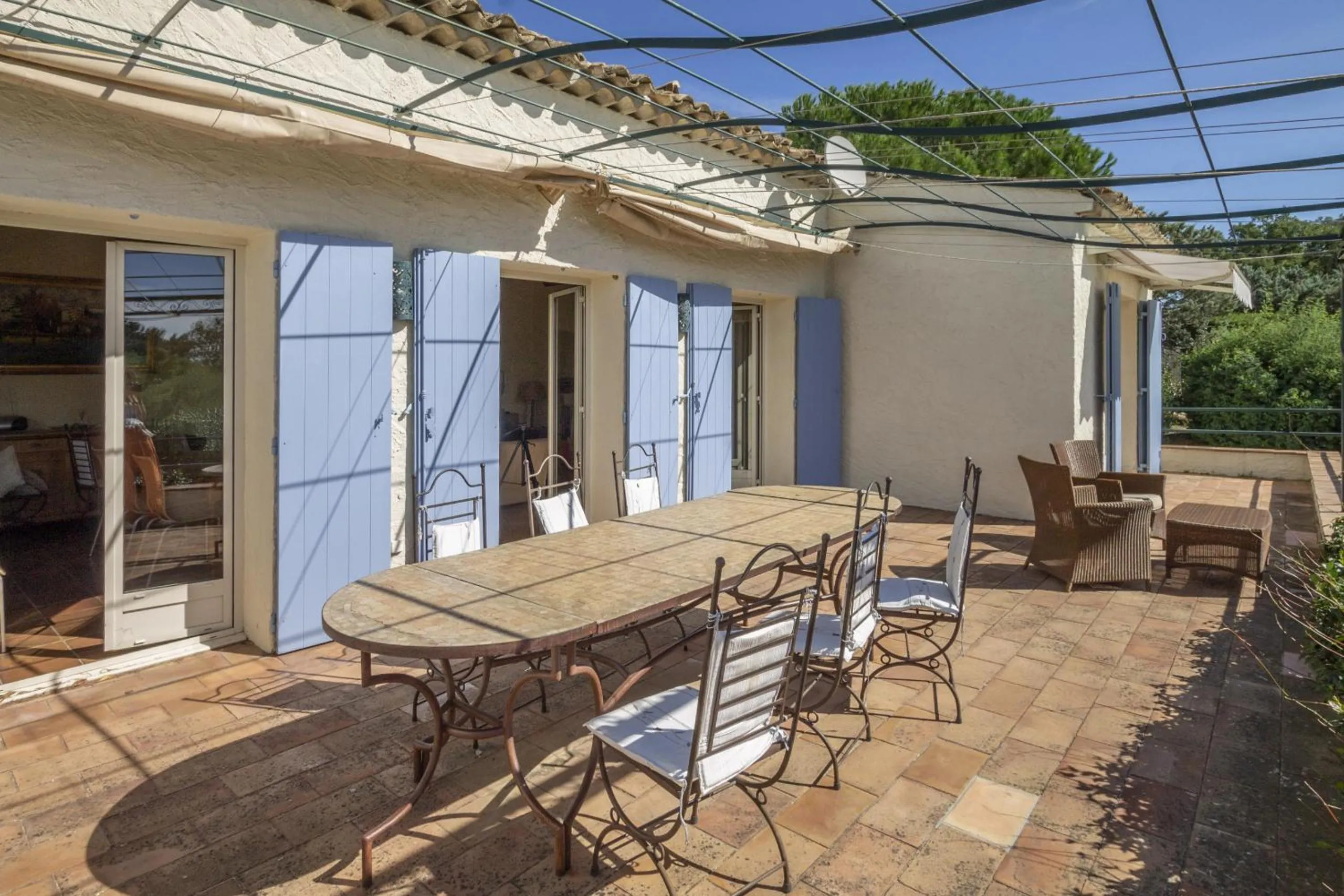 Balcony/Terrace in Mouramour