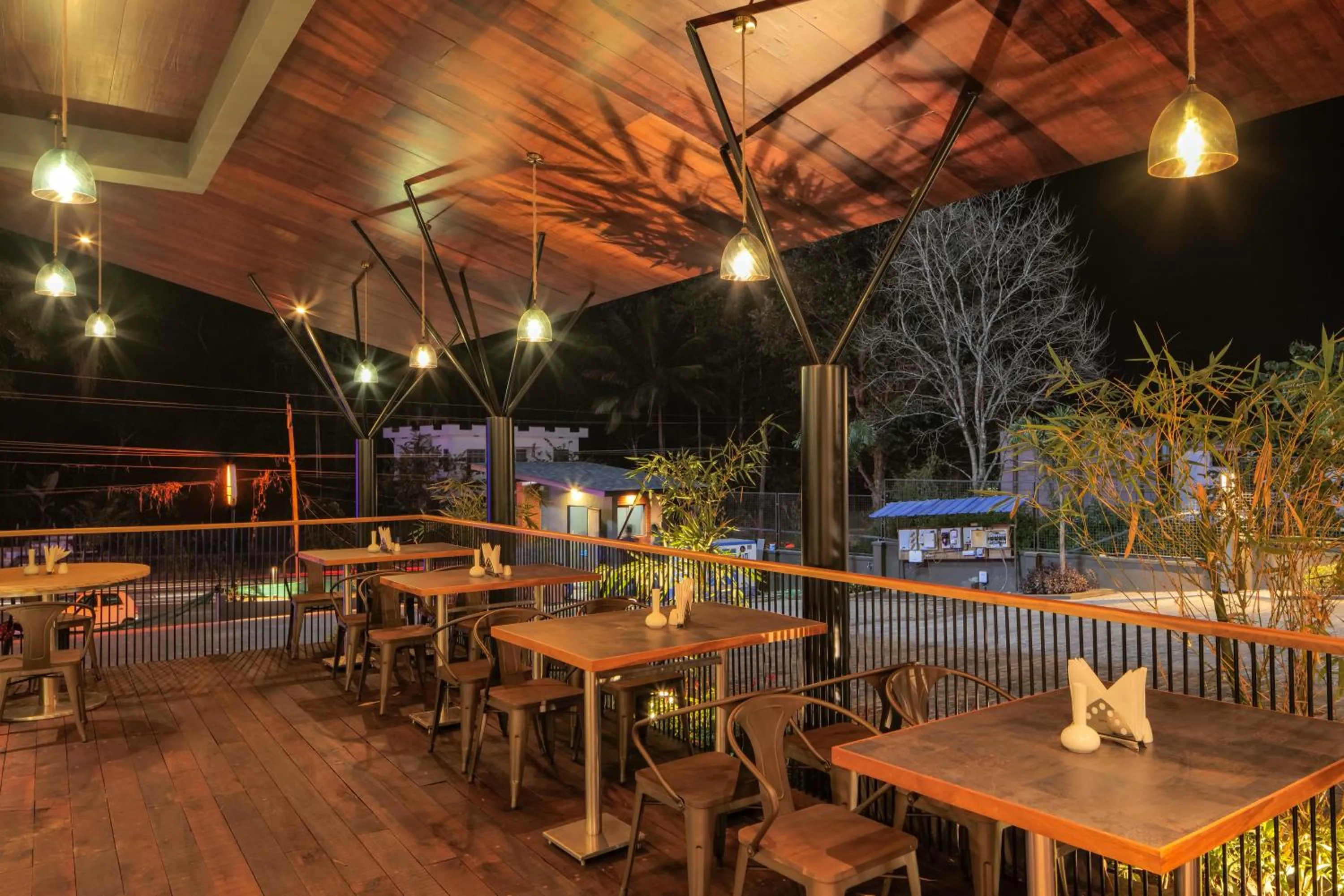 Restaurant/places to eat in GRANDE IRIS