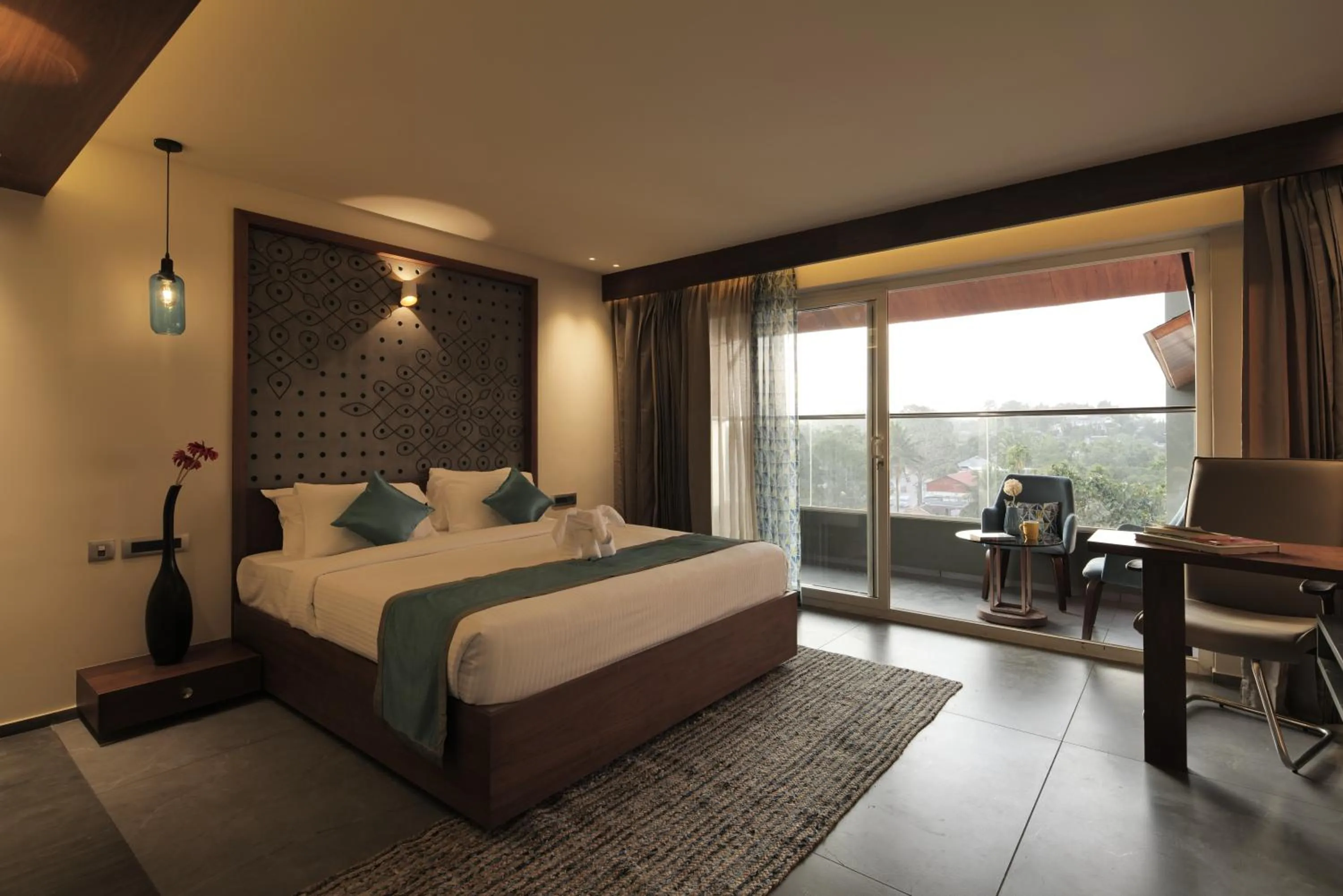 Photo of the whole room, Bed in GRANDE IRIS