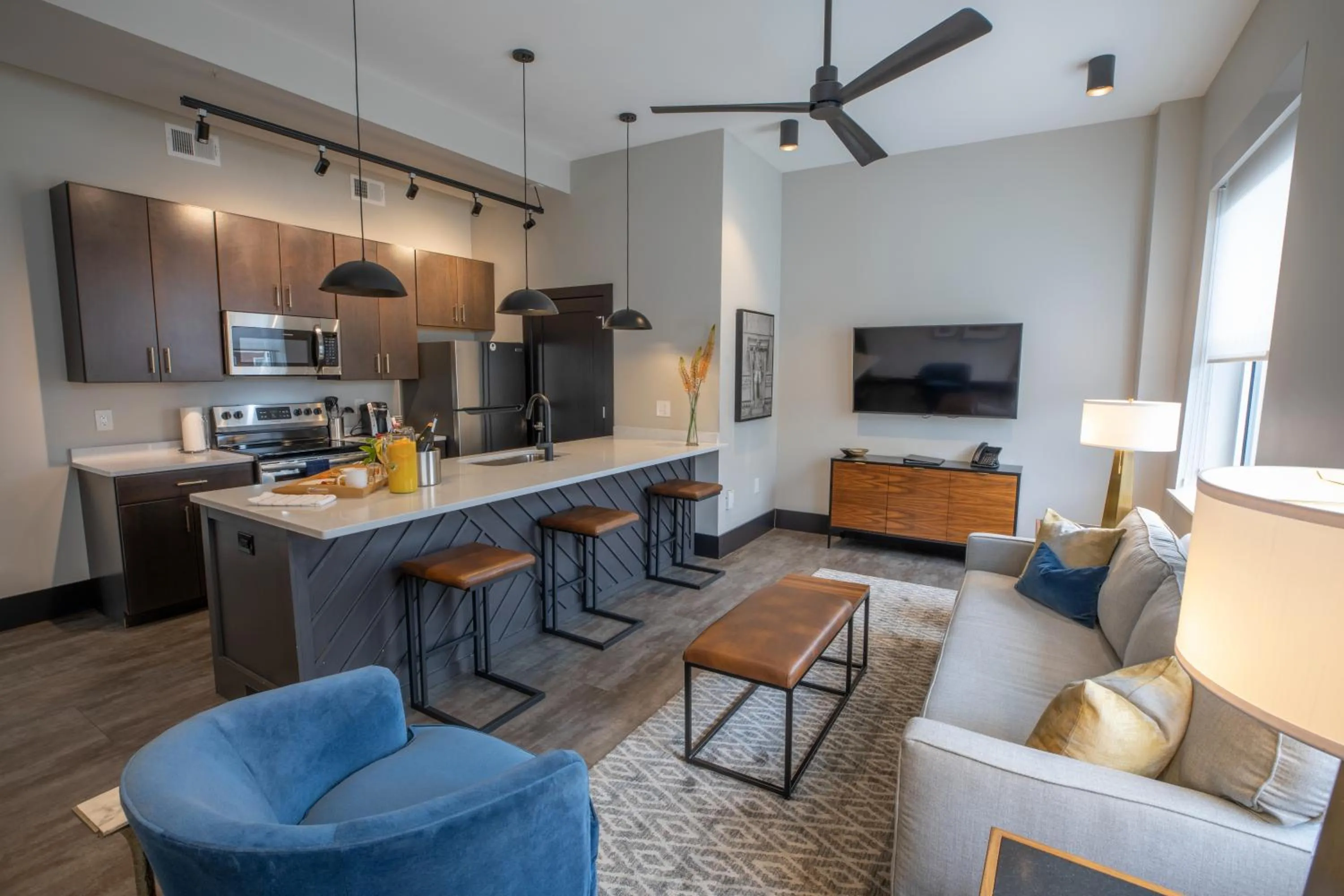 Kitchen or kitchenette in The Bee Hotel, Danville