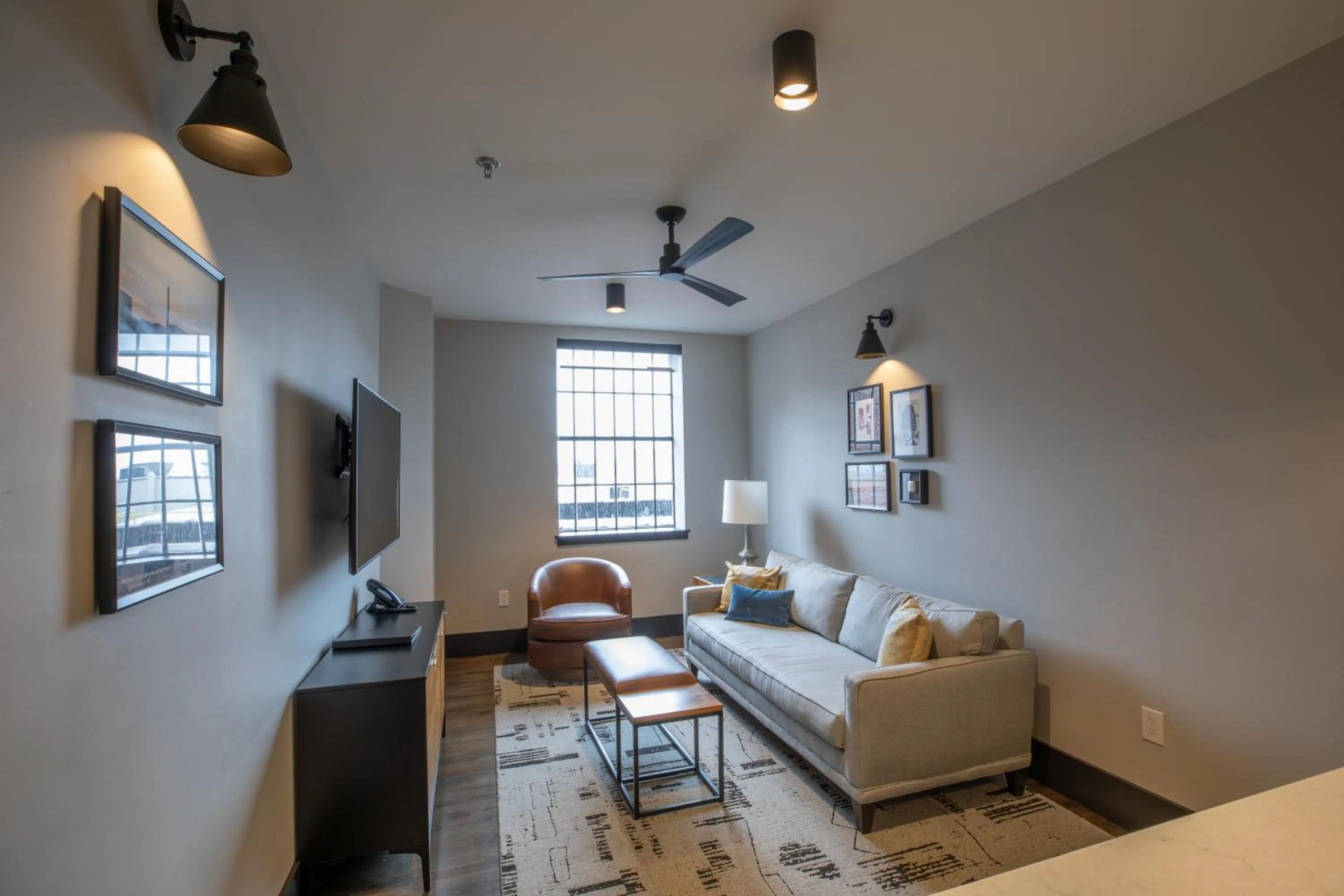 Living room in The Bee Hotel, Danville