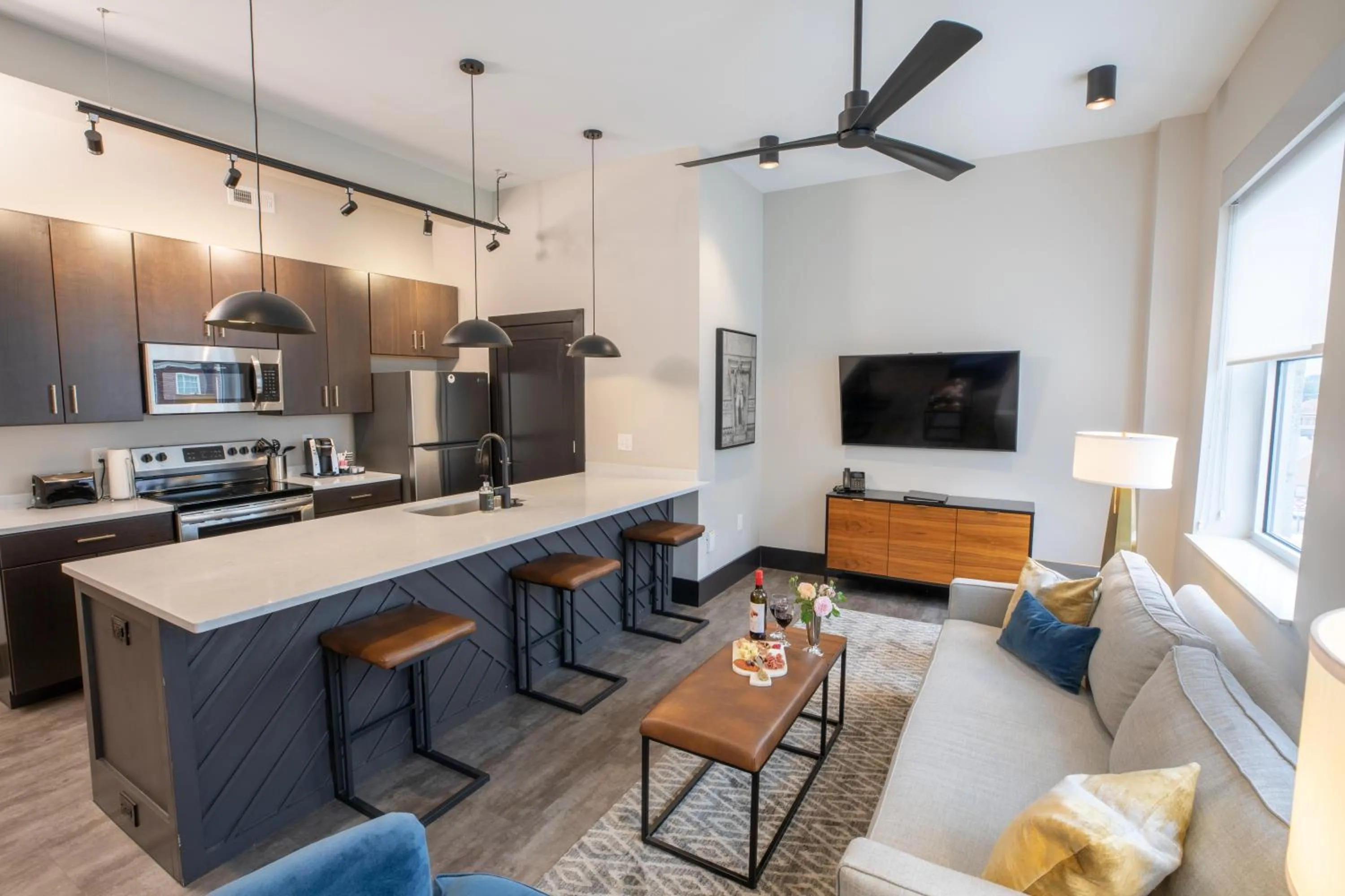 Living room in The Bee Hotel, Danville