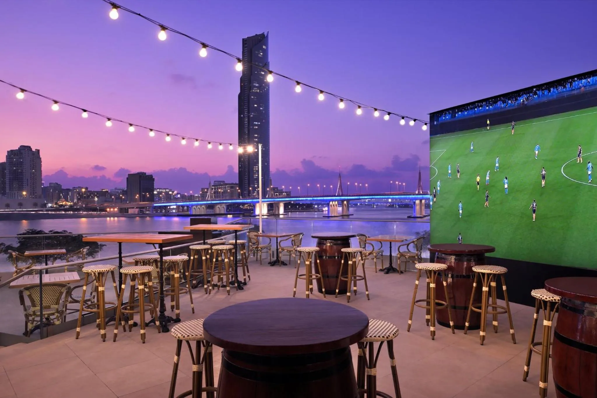 Restaurant/places to eat in Crowne Plaza Dubai Festival City