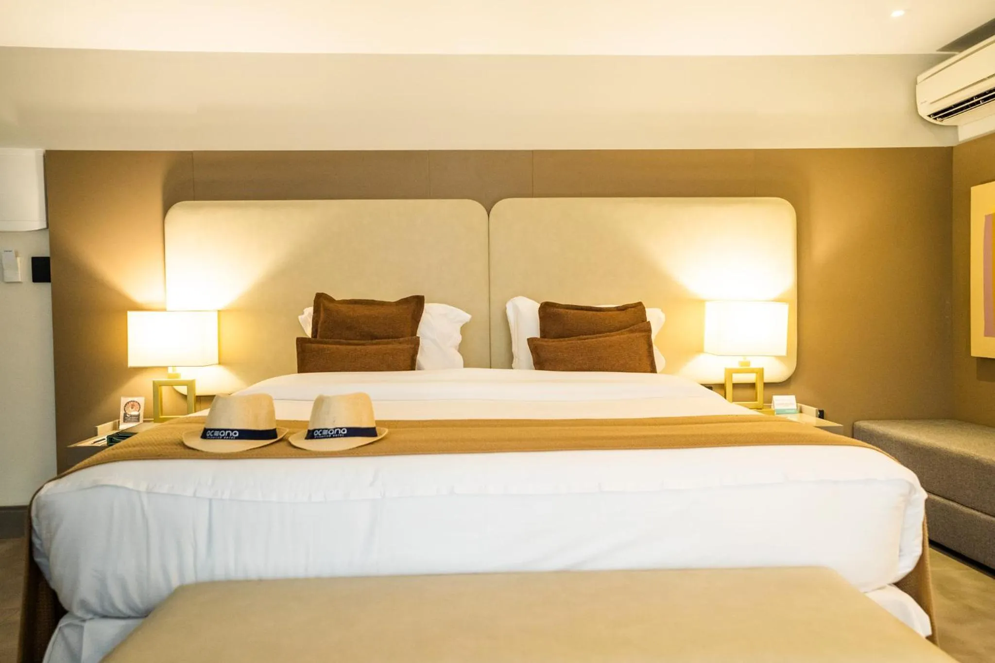 Bed in Oceana Atlântico Hotel & SPA