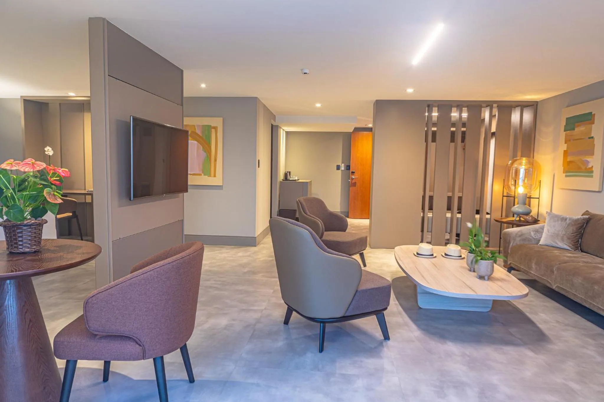 TV and multimedia in Oceana Atlântico Hotel & SPA