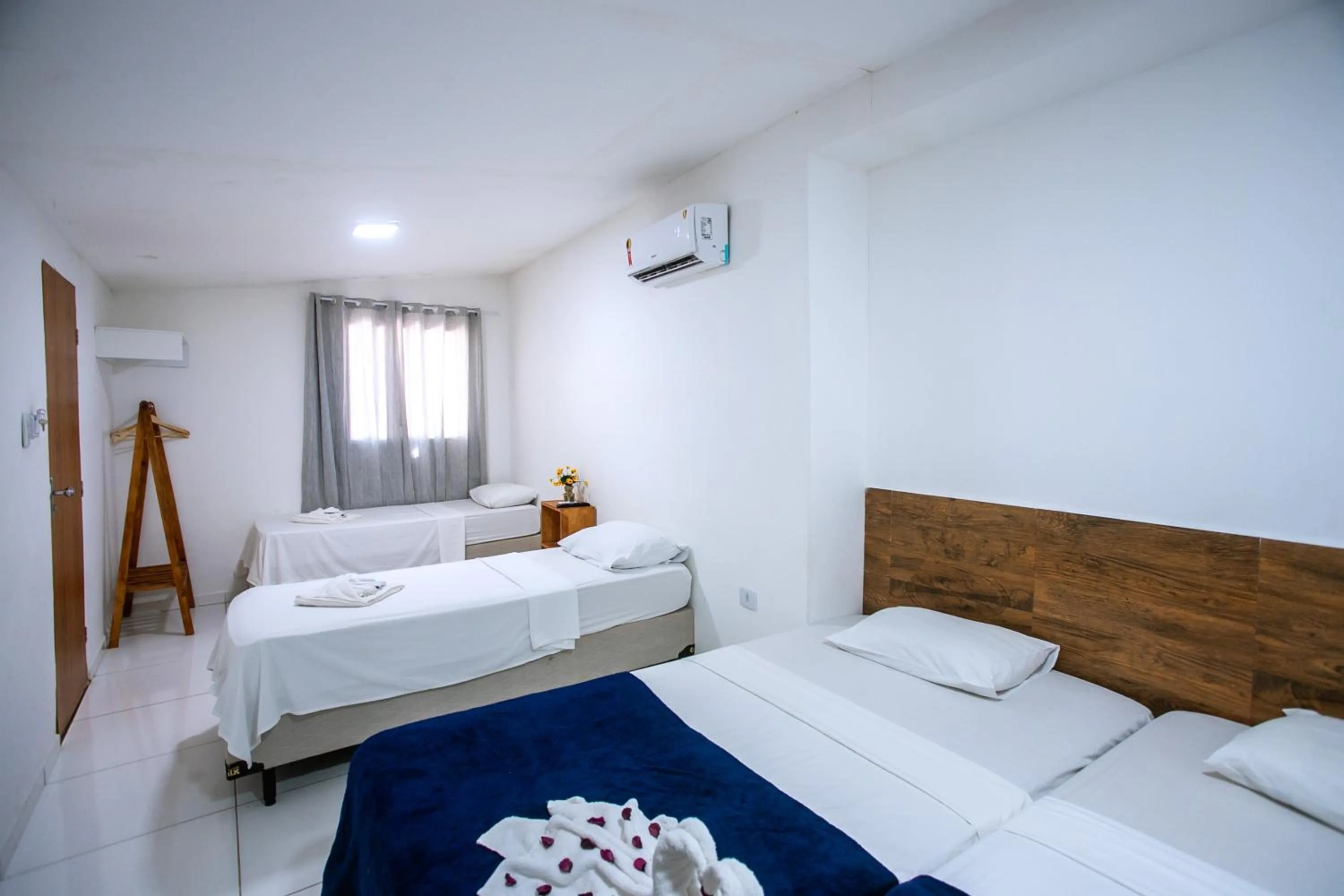 Photo of the whole room, Bed in Pousada Porto Verano