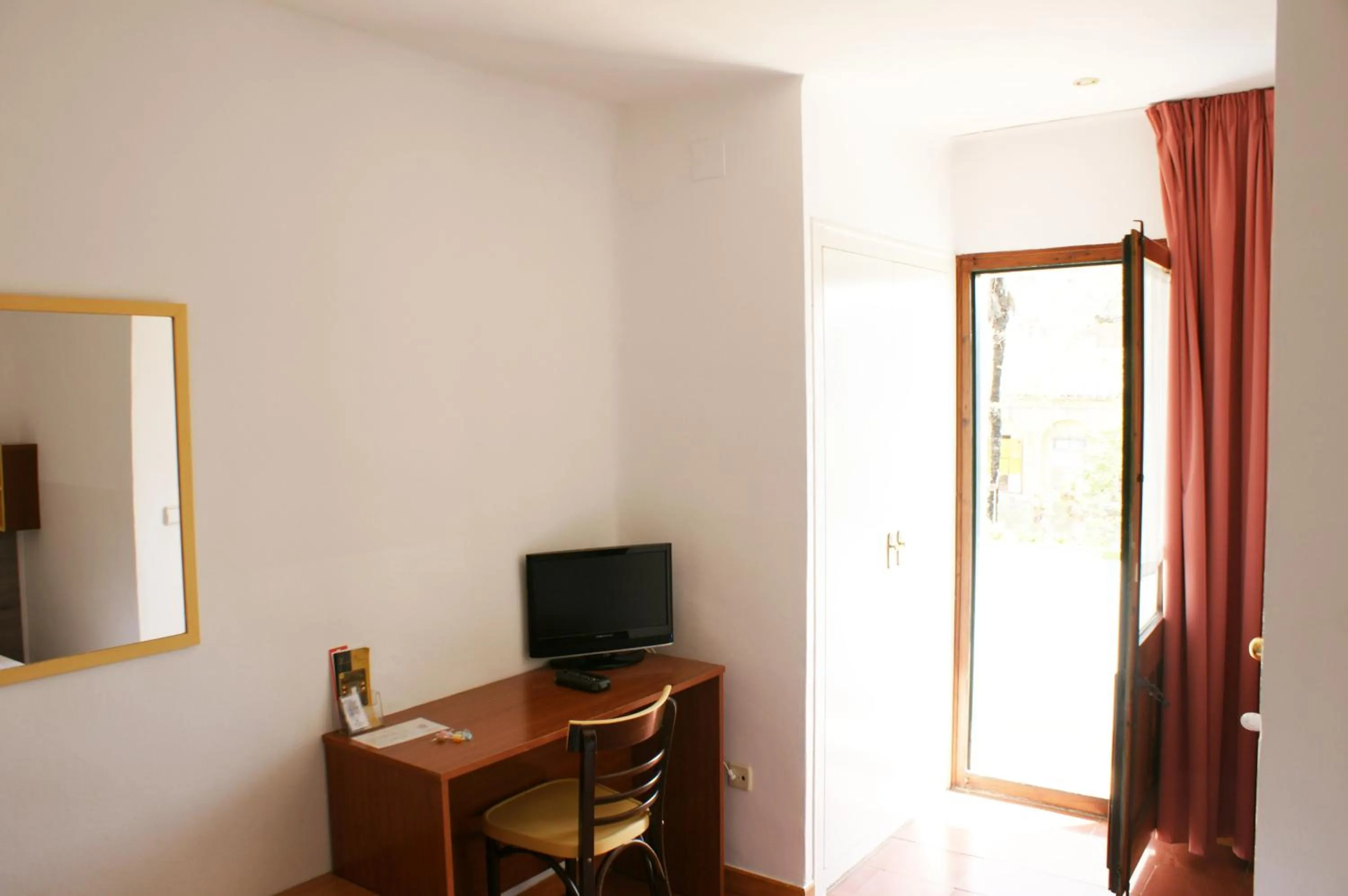 Hostal Plaja i Pati de Can Plaja