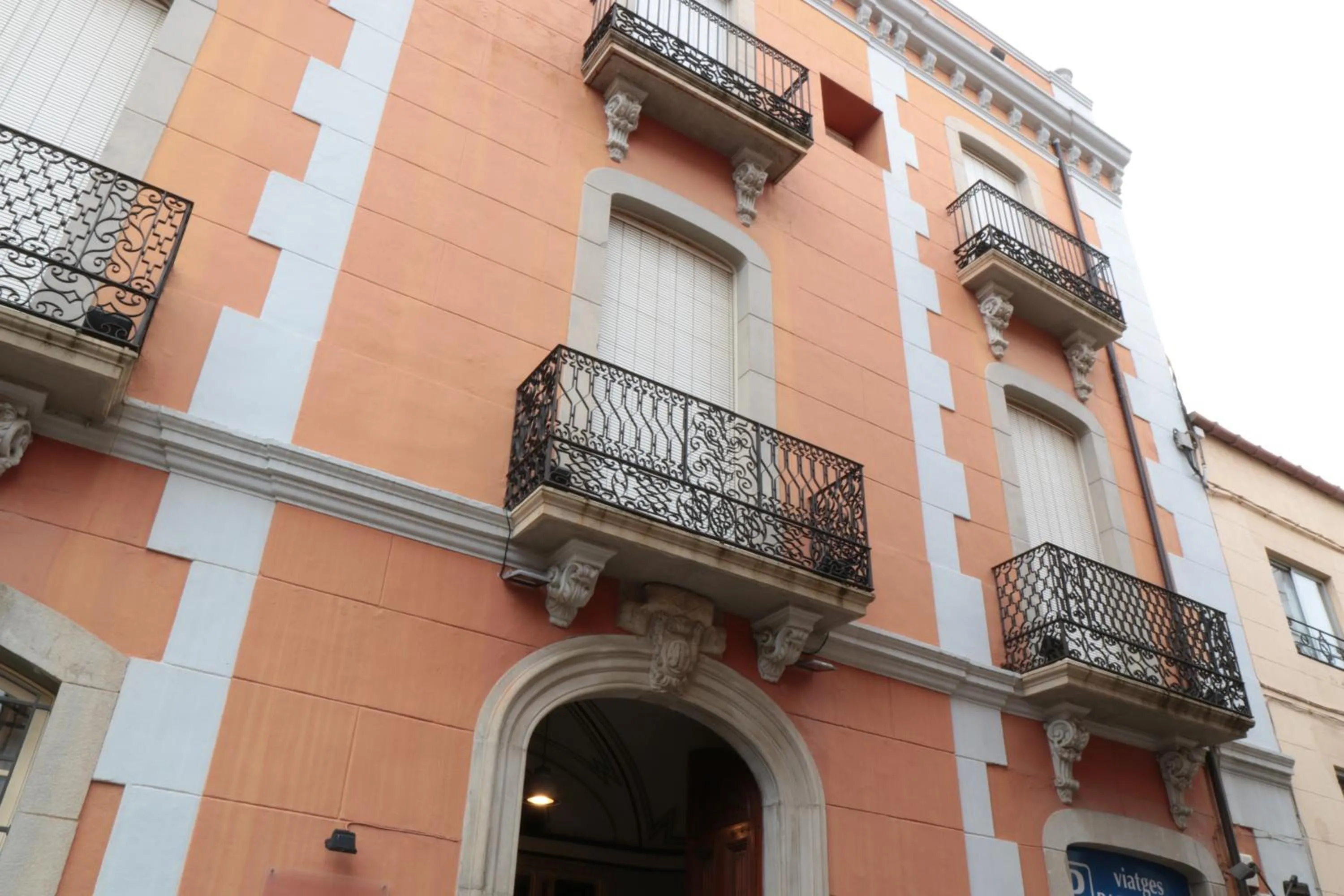 Facade/entrance in Hostal Plaja i Pati de Can Plaja