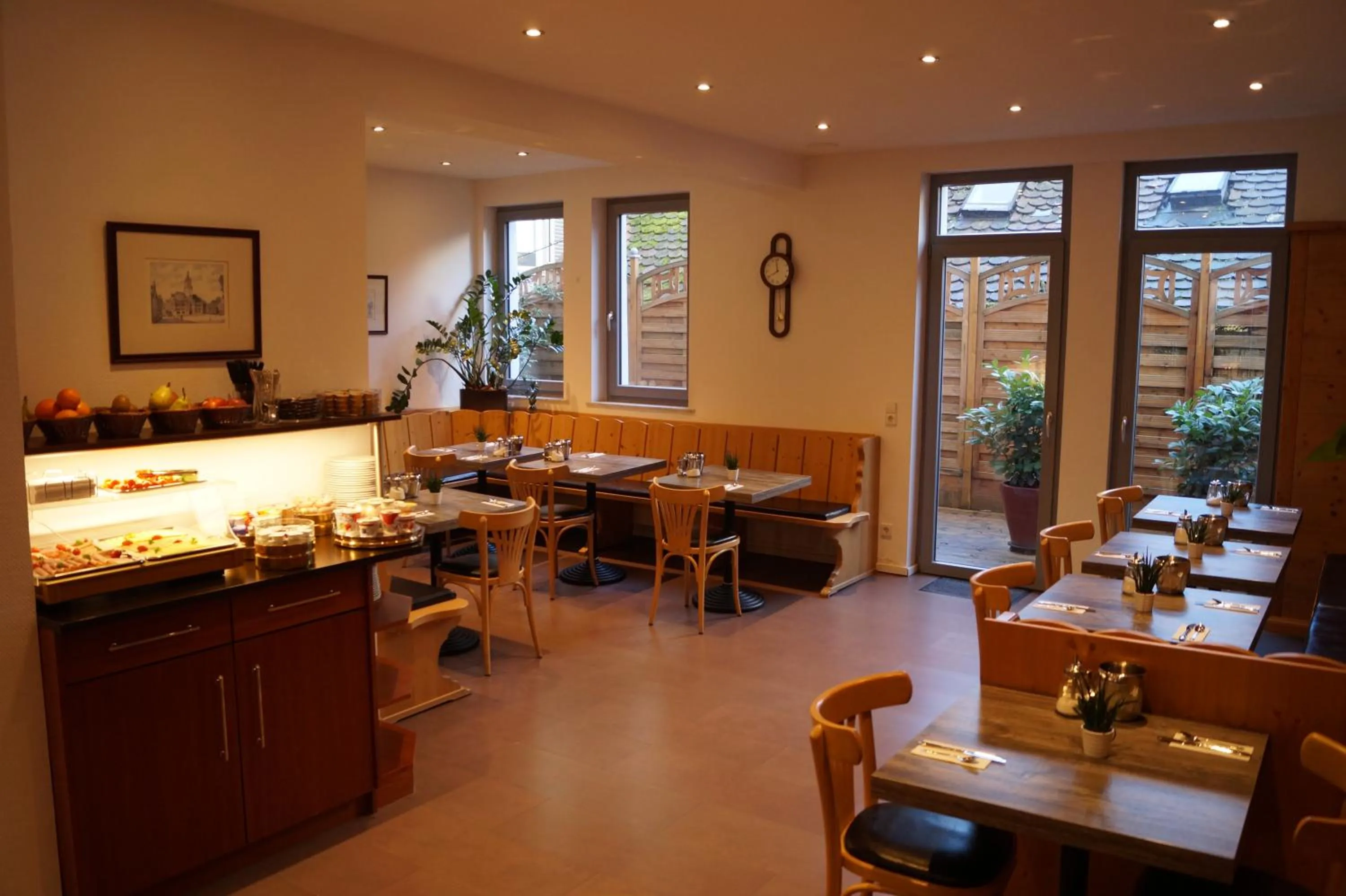 Buffet breakfast in Pension am Heusteig