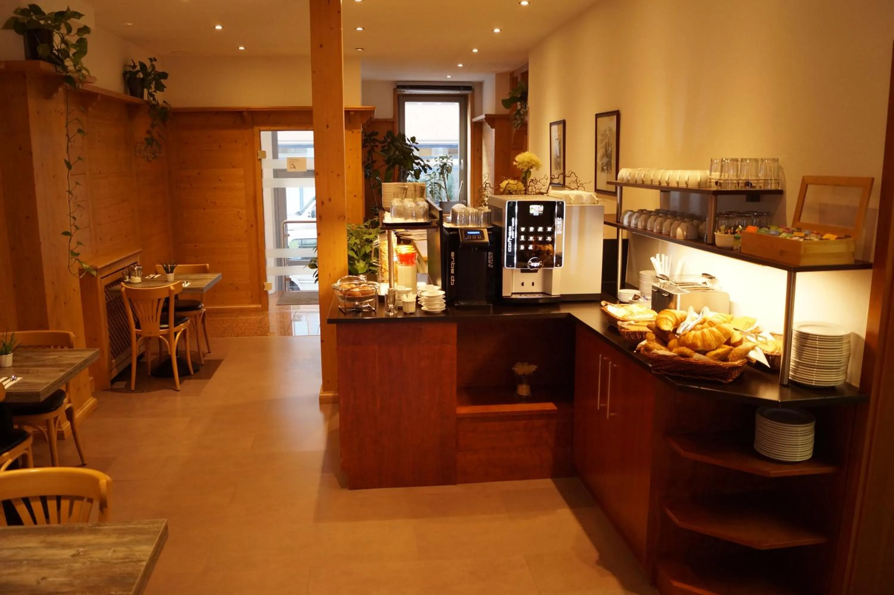 Buffet breakfast in Pension am Heusteig