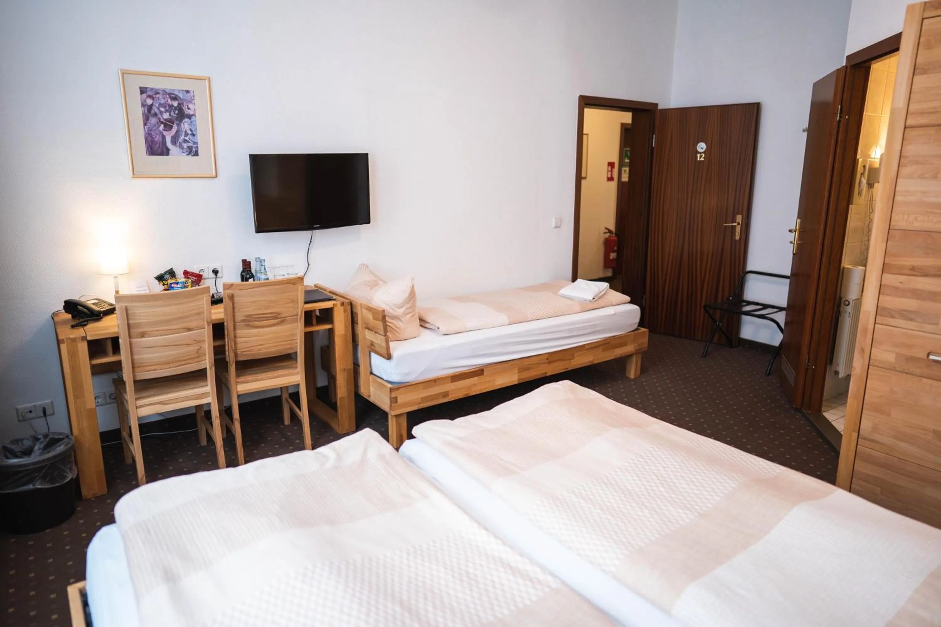 Photo of the whole room, Bed in Pension am Heusteig