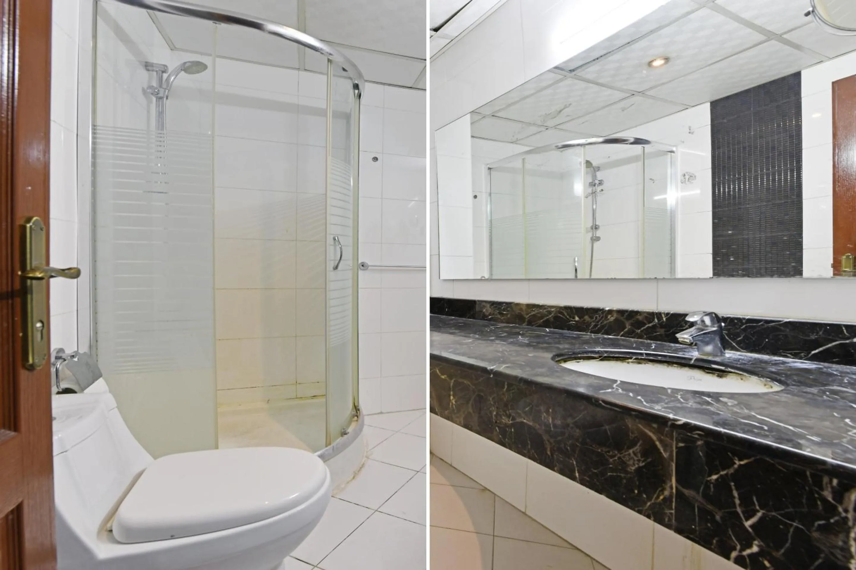 Bedroom in OYO 118 Revira Hotel