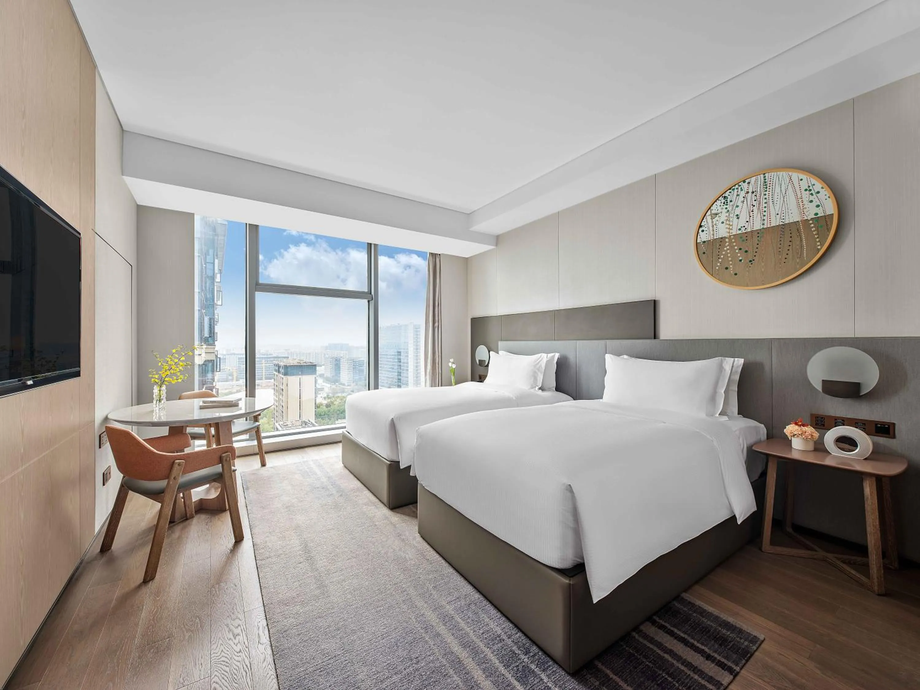 Bed in Vignette Collection Hangzhou Huaxia Center Hotel by IHG