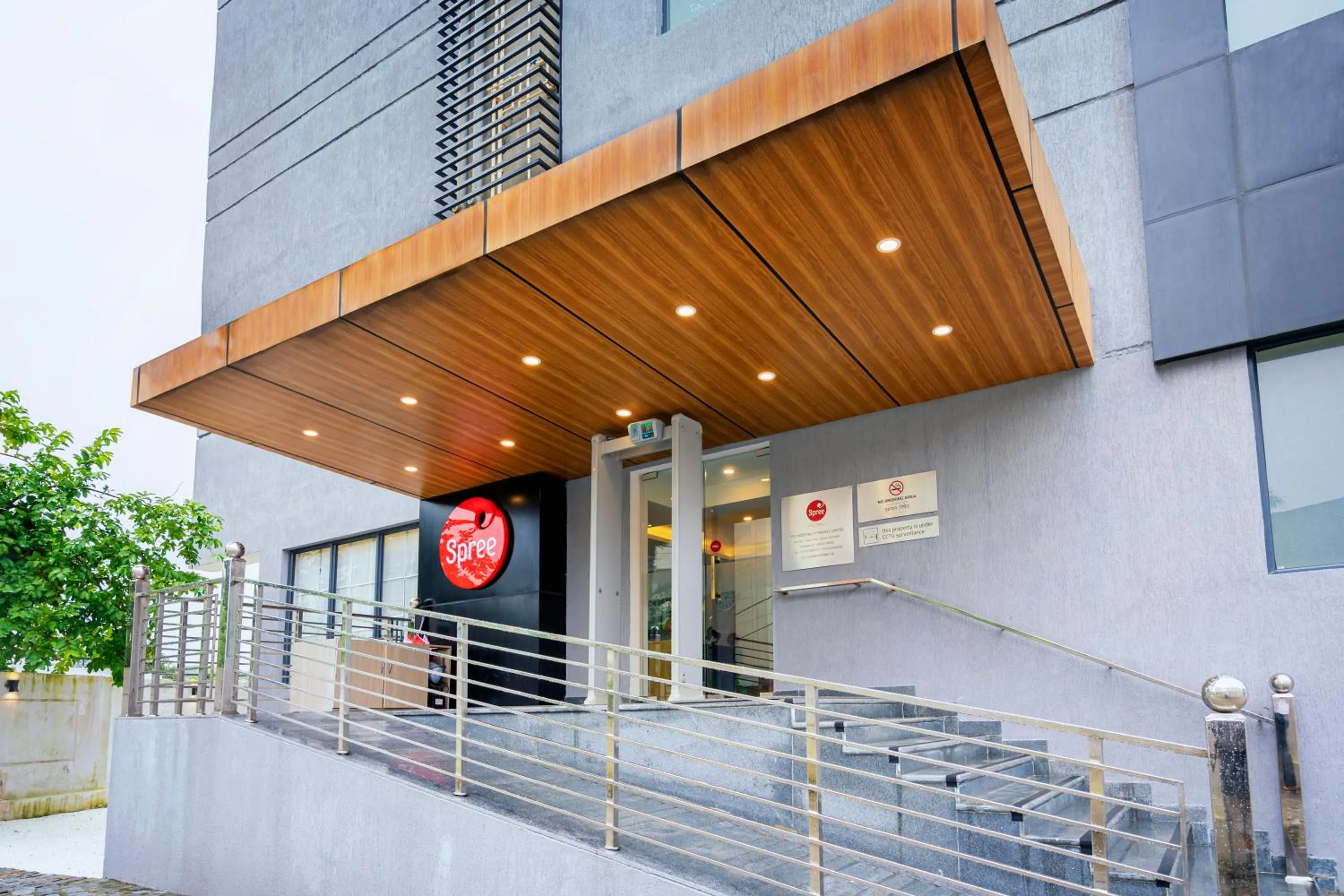 Facade/entrance in Spree Hotel Kriday at Rajpur Road, Dehradun