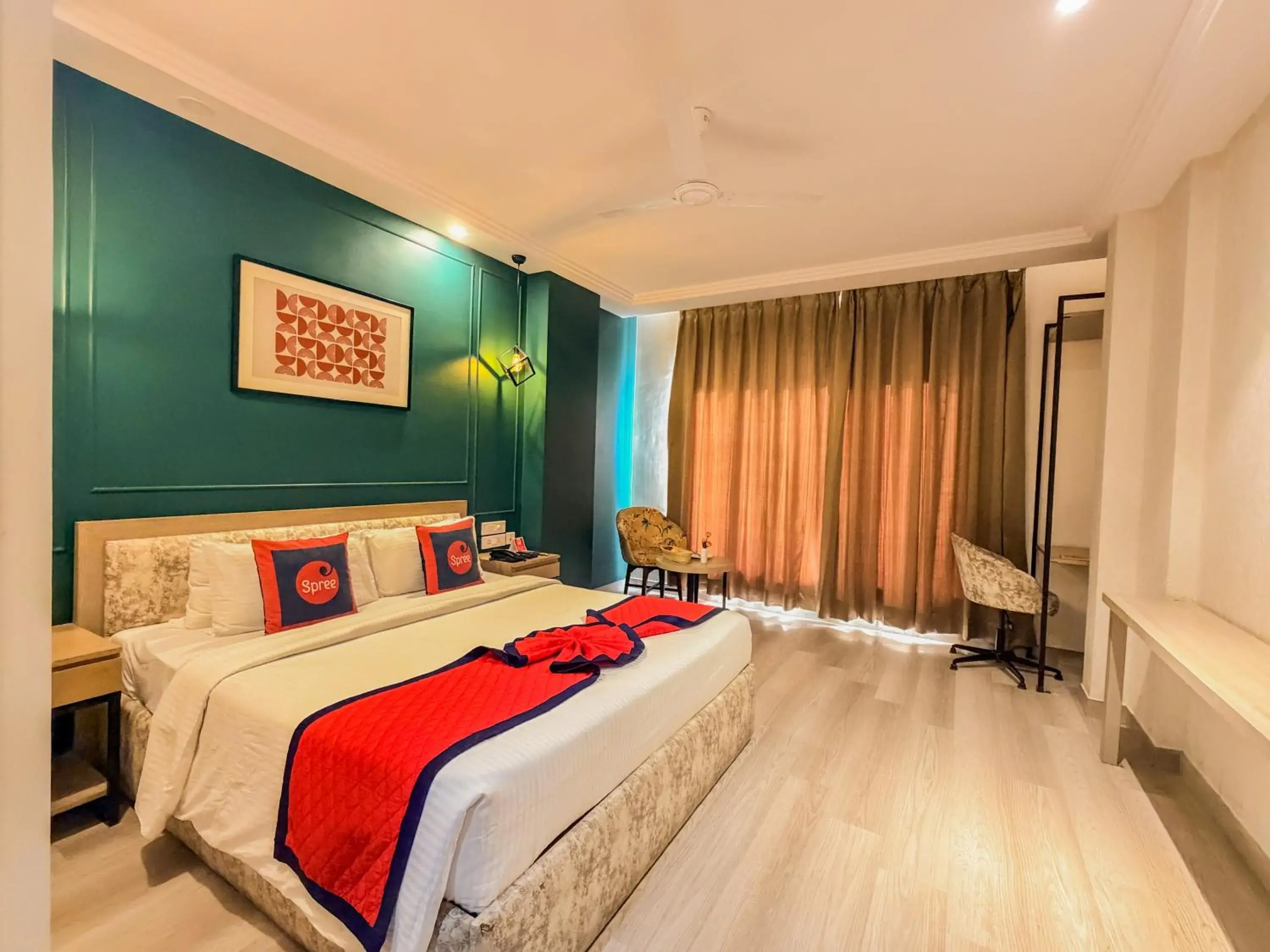 Superior King Room - single occupancy in Spree Hotel Kriday Rajpur Road Dehradun Superior King Room - single occupancy in Spree Hotel Kriday Rajpur Road Dehradun