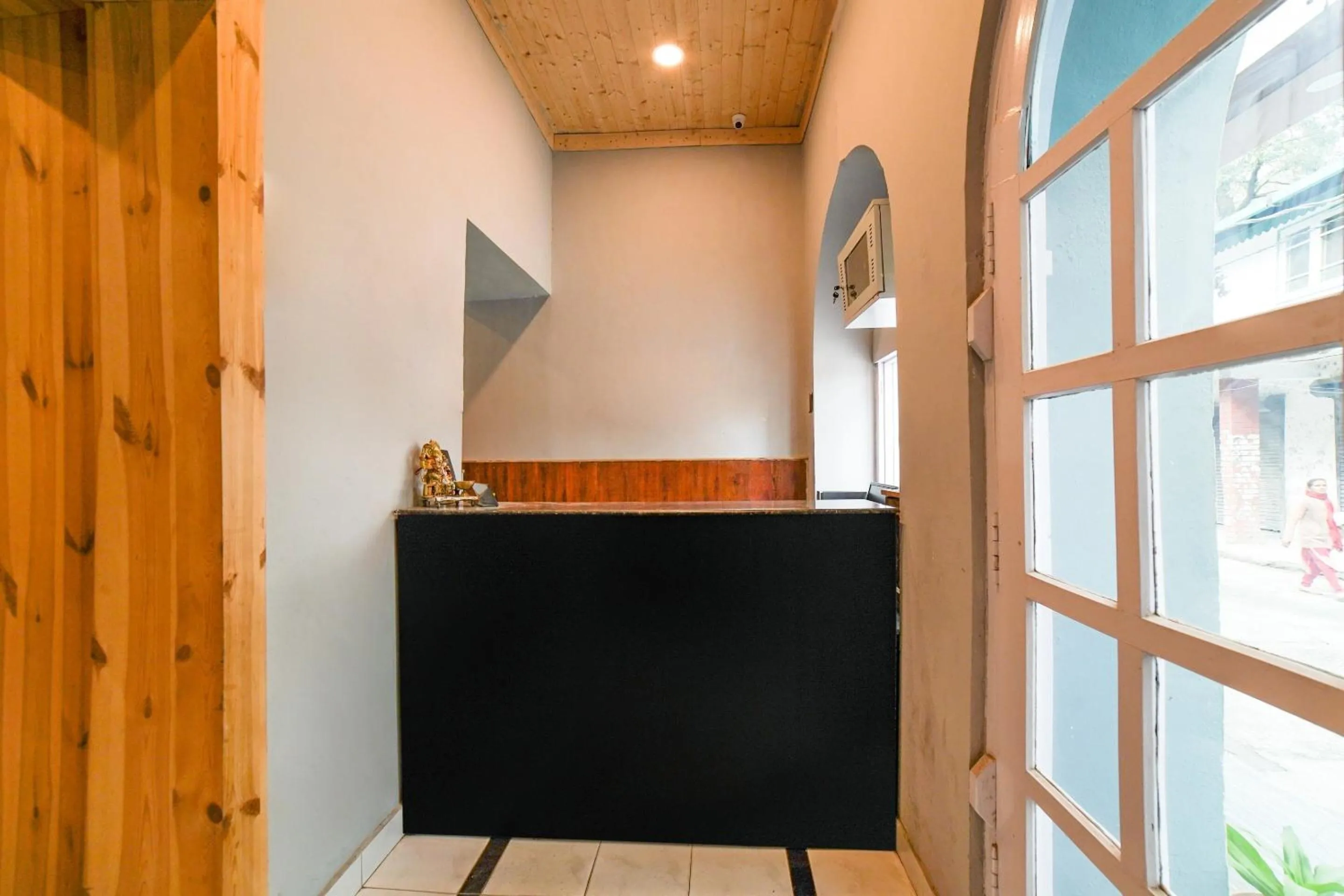 Lobby or reception in Hotel O Sunshine Guest House