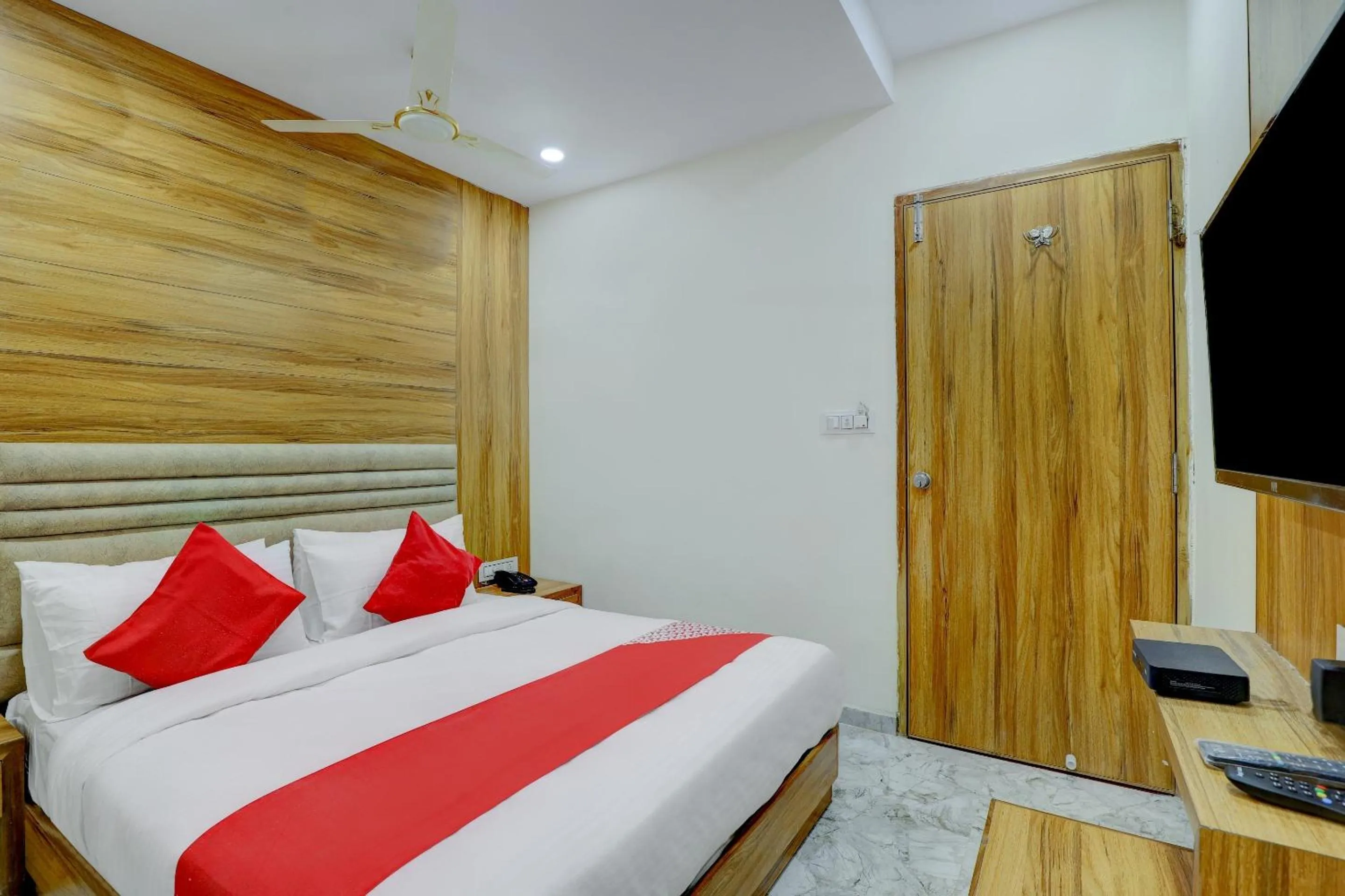 Bedroom in Hotel O Sai Villa