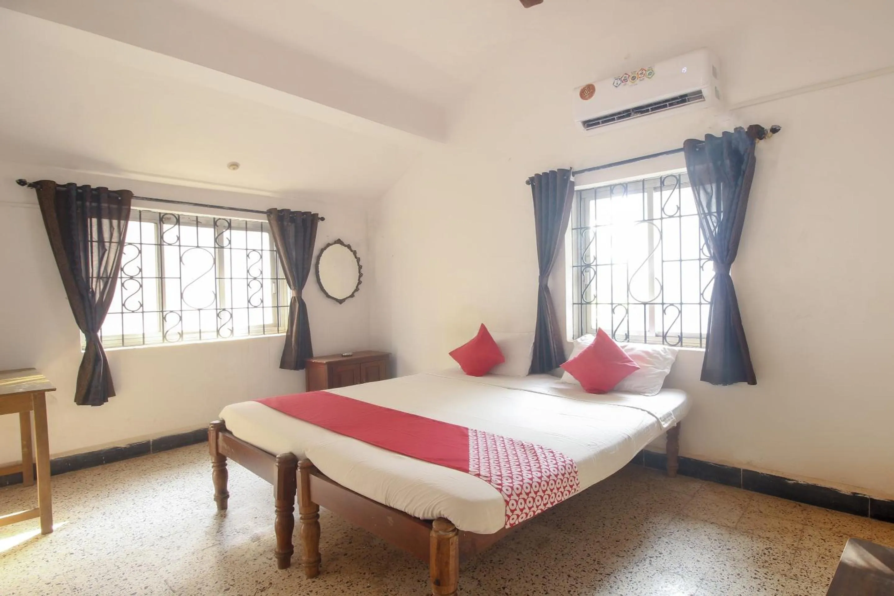 Bedroom, Bed in Hotel O Delma's guest house