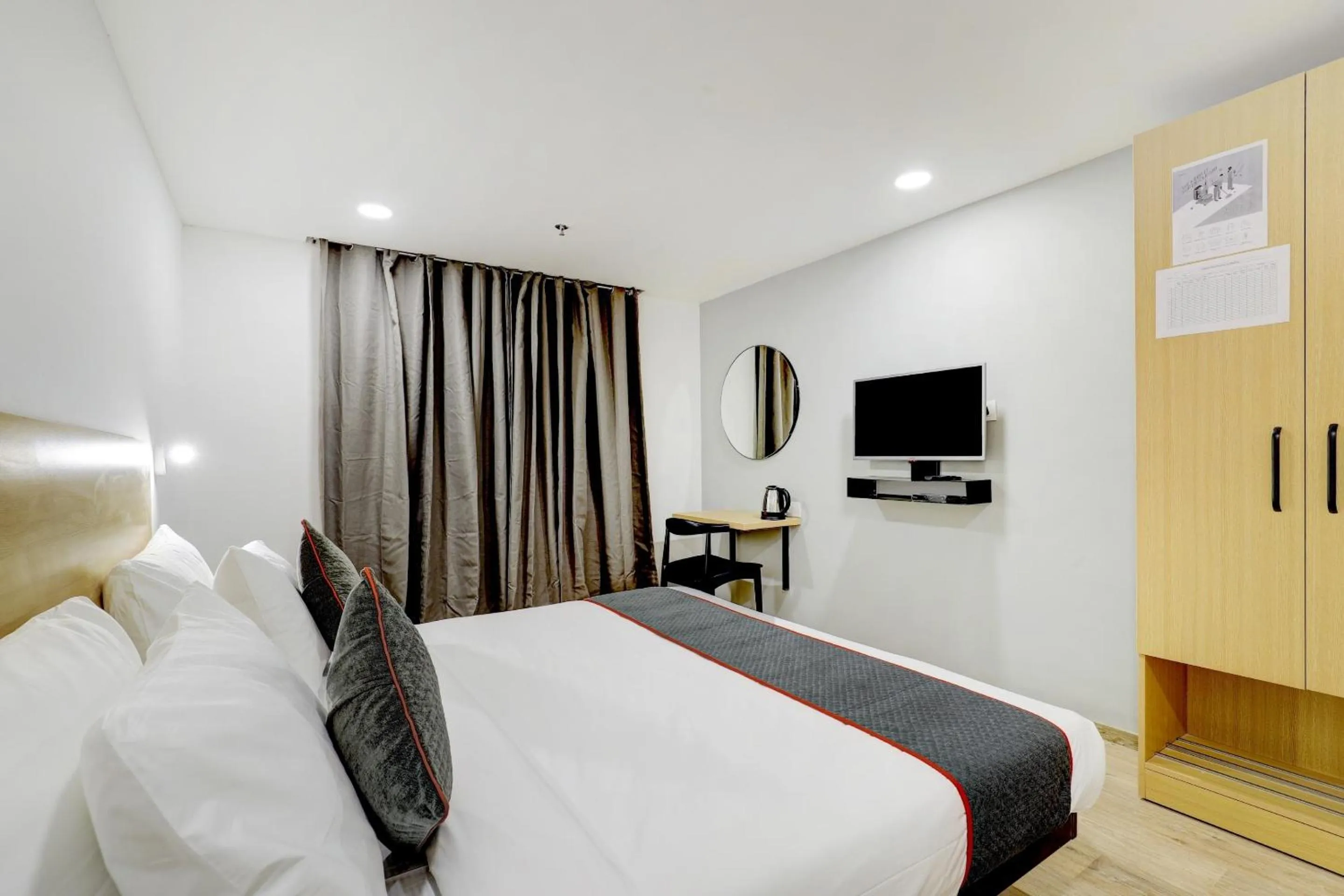 Bedroom, Bed in Super Townhouse Rajyash Rise