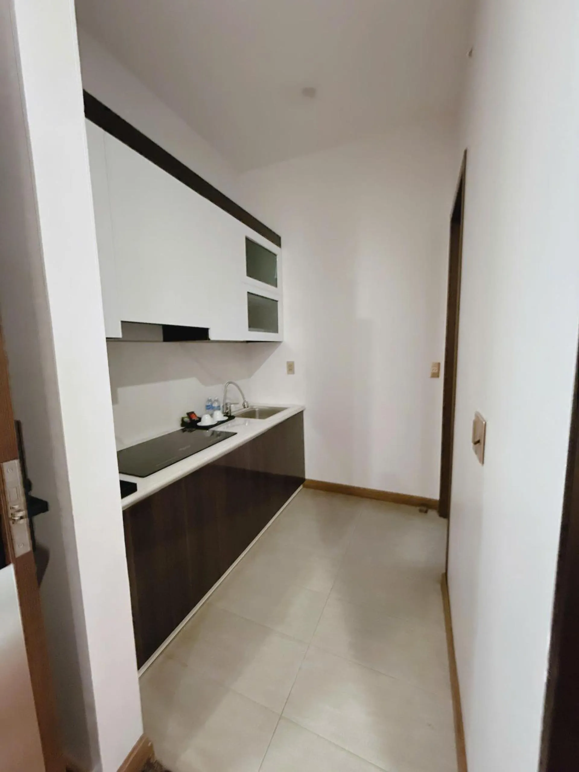 Queen Hotel Hoàng Gia