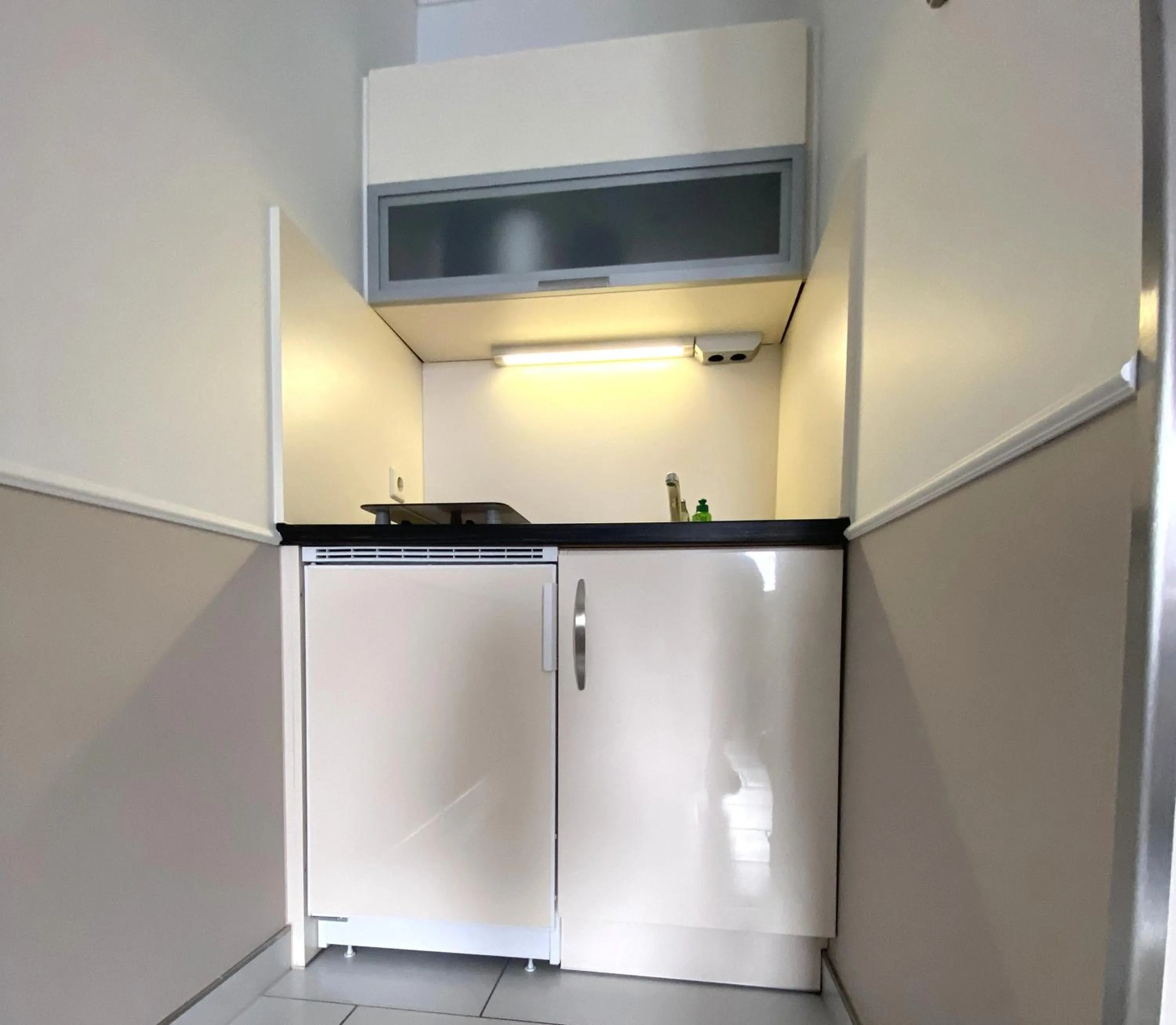 Kitchen or kitchenette in Hotel zum Hafen