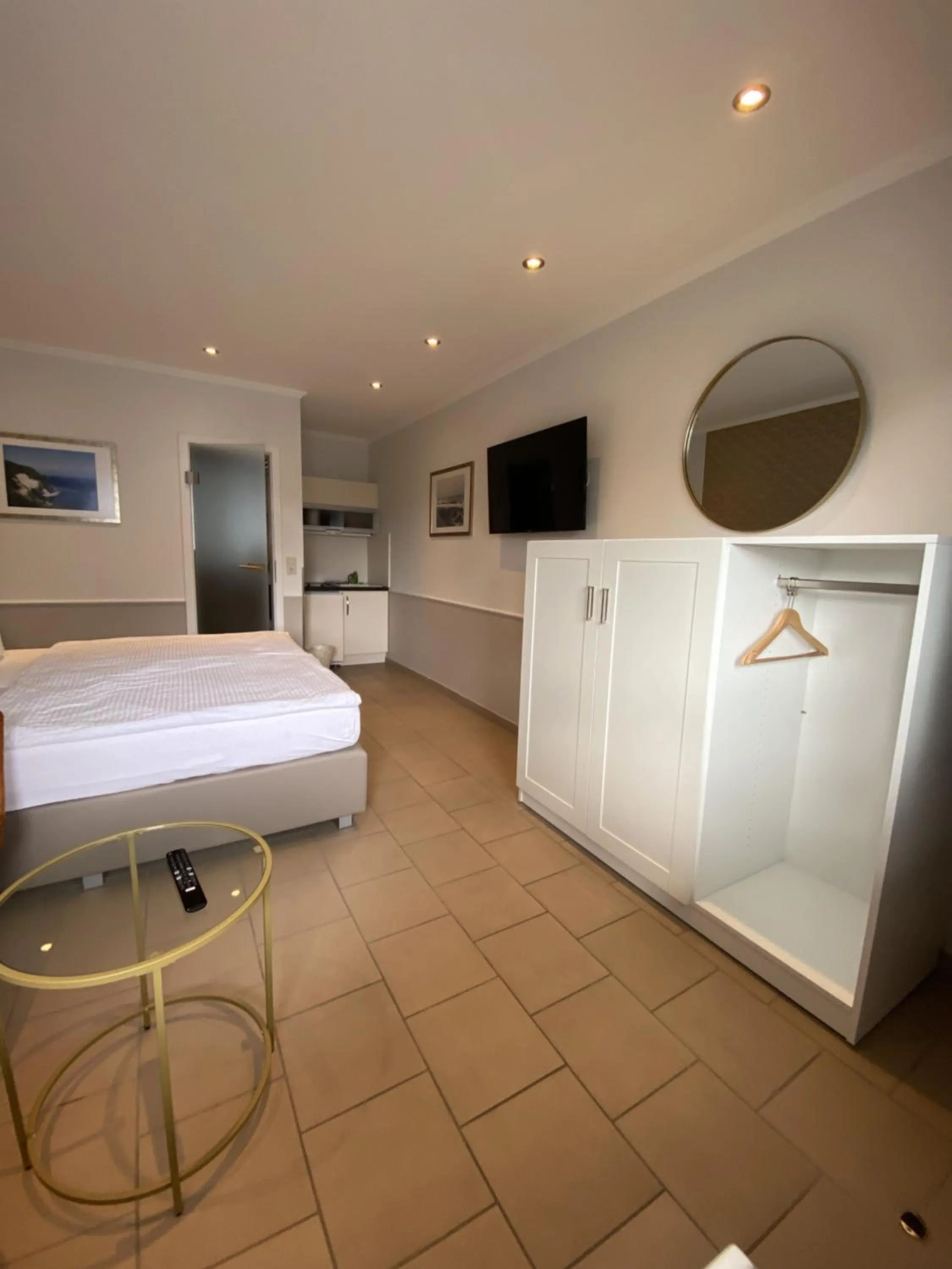 Photo of the whole room in Hotel zum Hafen