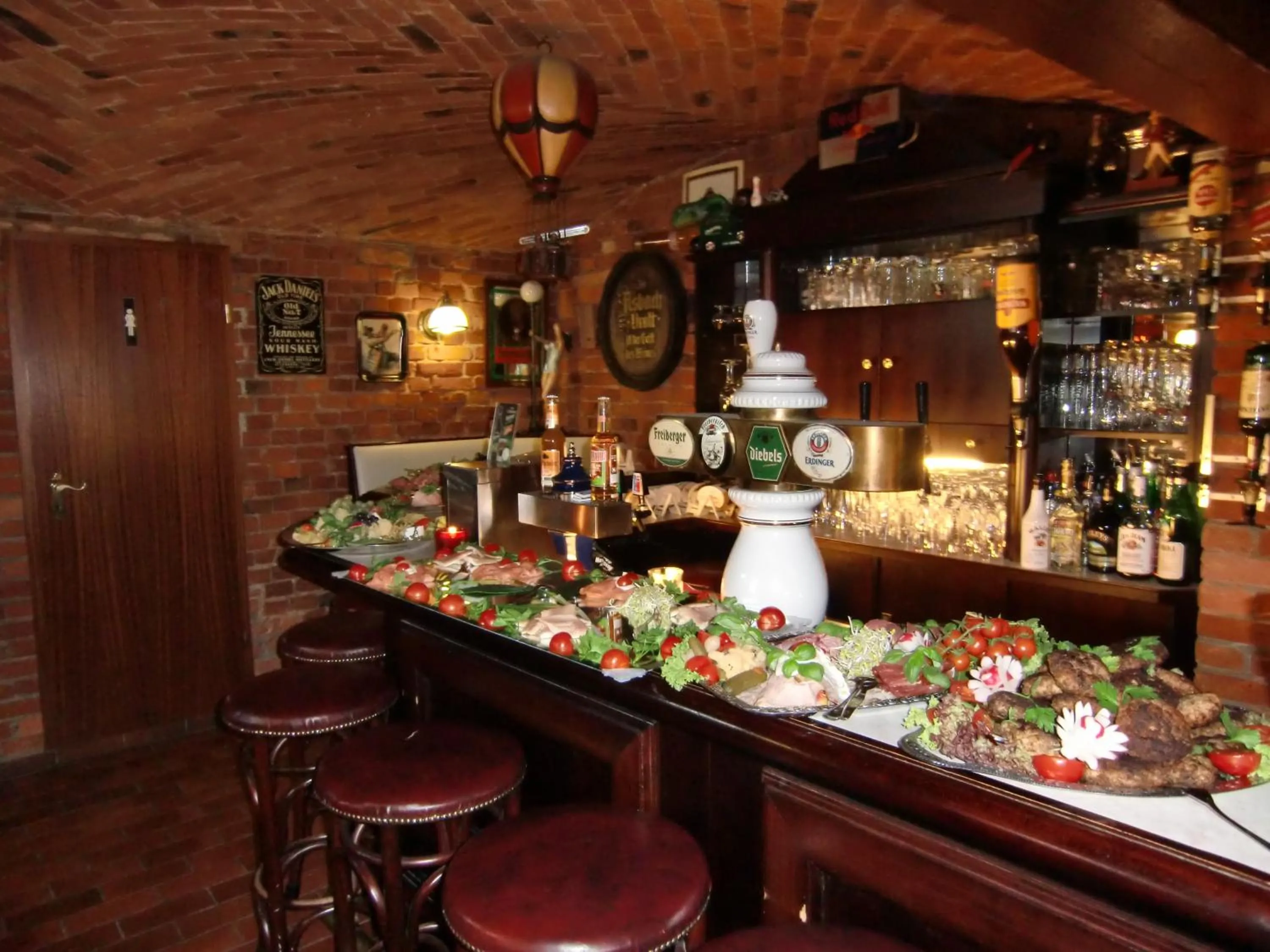 Lounge or bar in Hotel zum Hafen