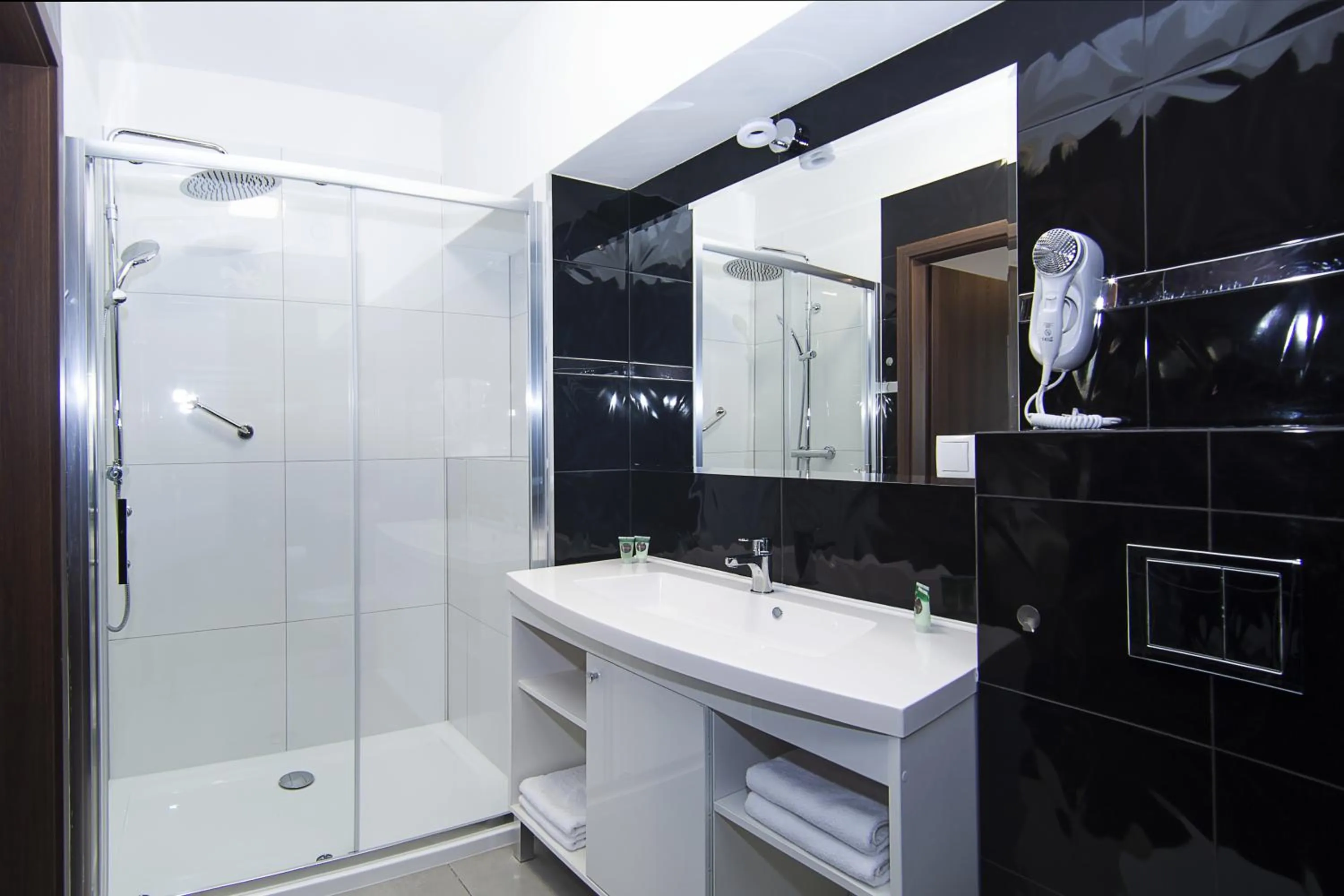 Bathroom in InterHotel