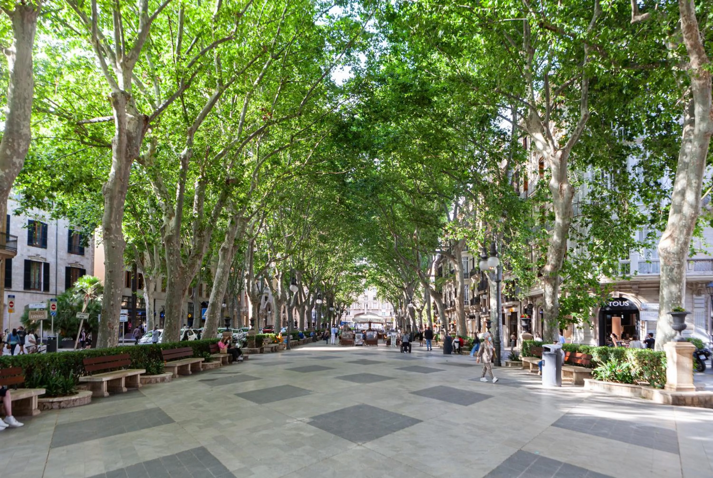 People in Nivia Born Boutique Hotel