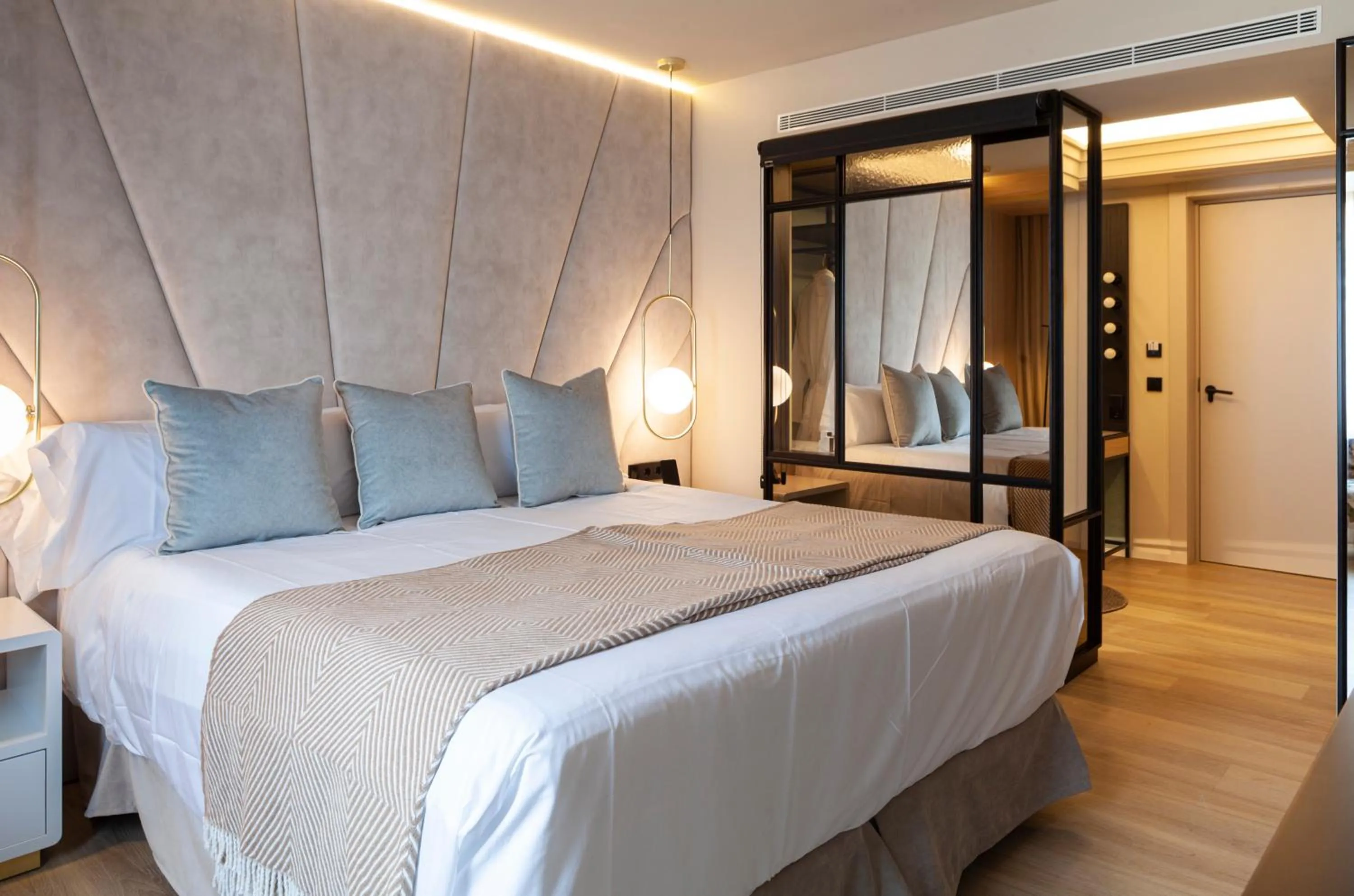 Bed in Nivia Born Boutique Hotel