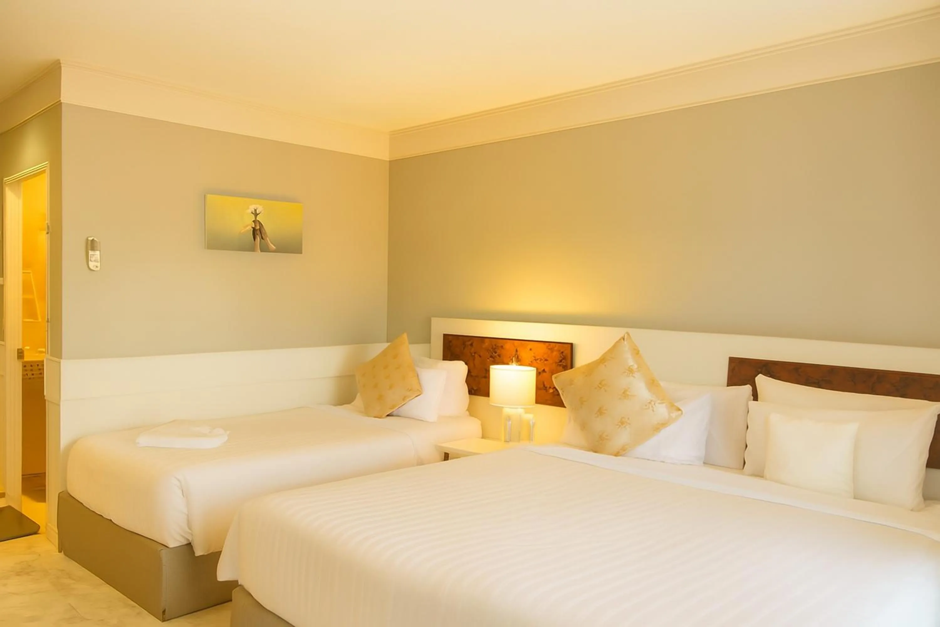 Bed in River Breeze Chiangsaen