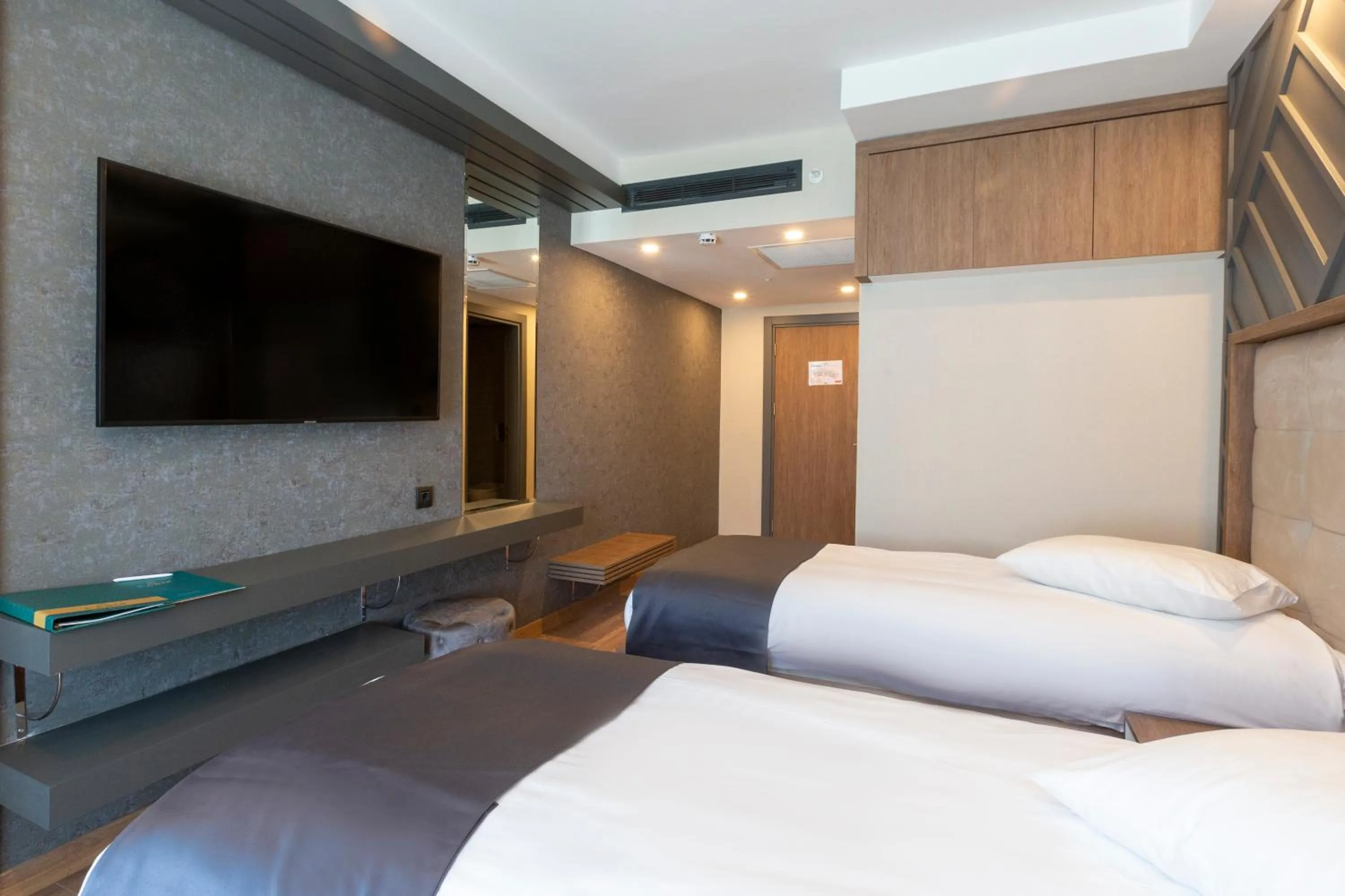 Bed in Cabir Deluxe Hotel Sapanca