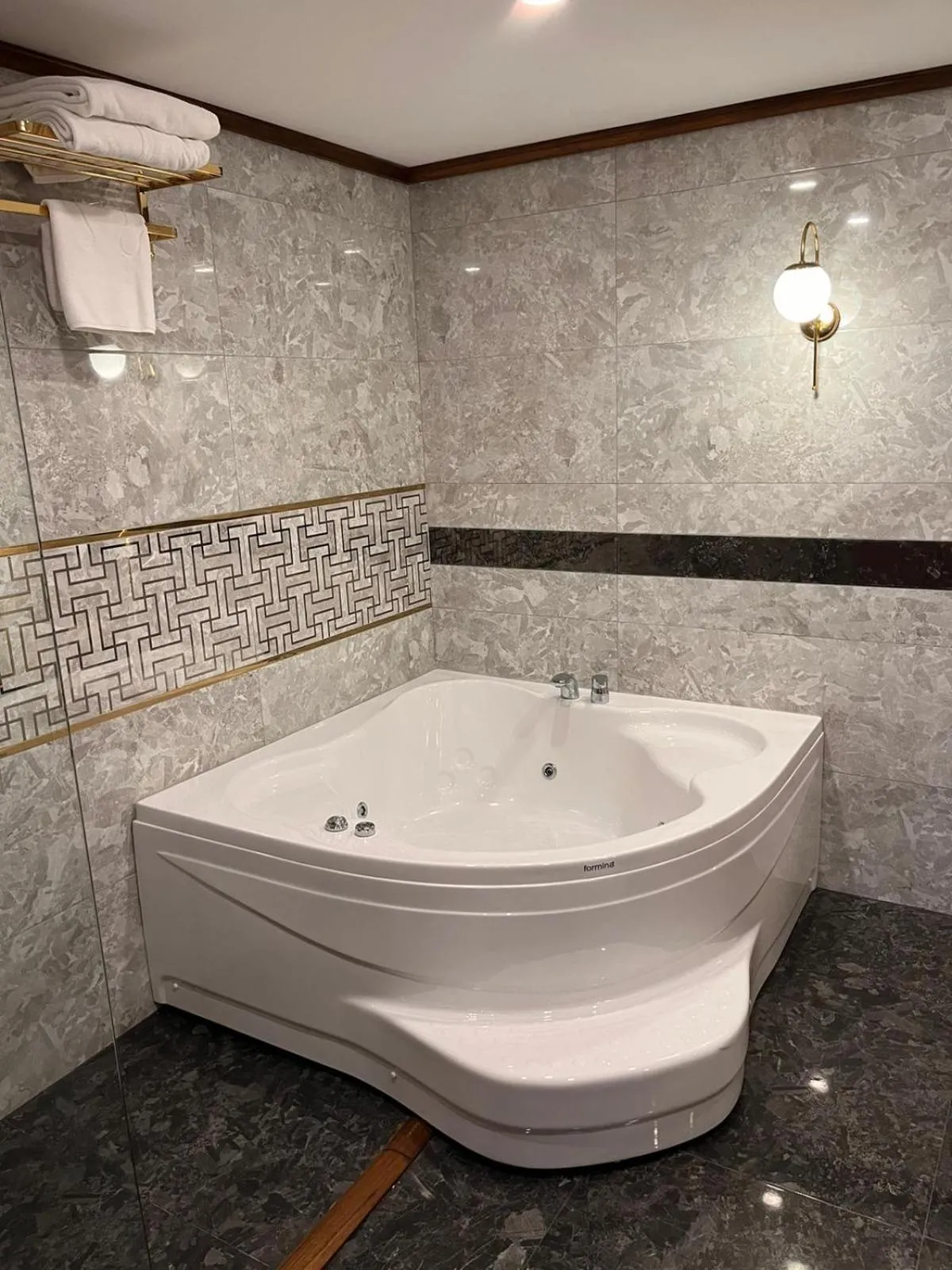 Bathroom in Cabir Deluxe Hotel Sapanca