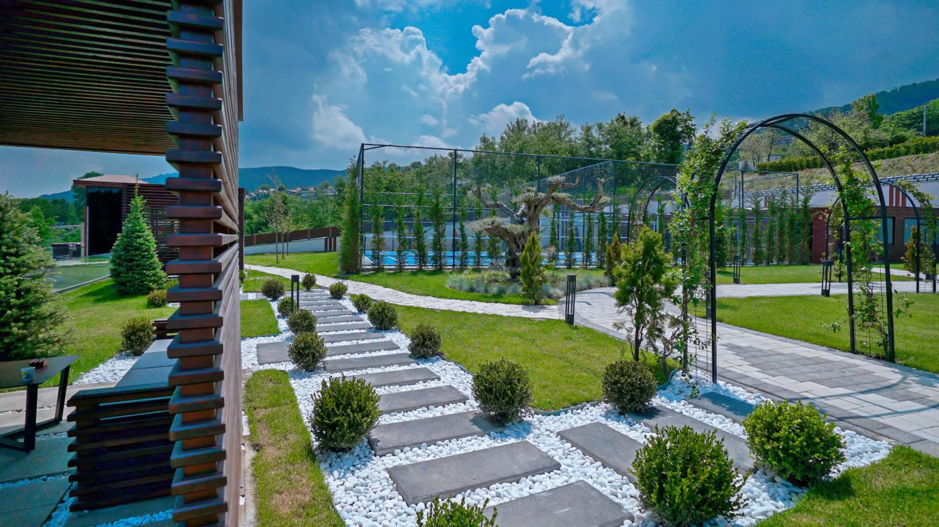 Garden in Cabir Deluxe Hotel Sapanca