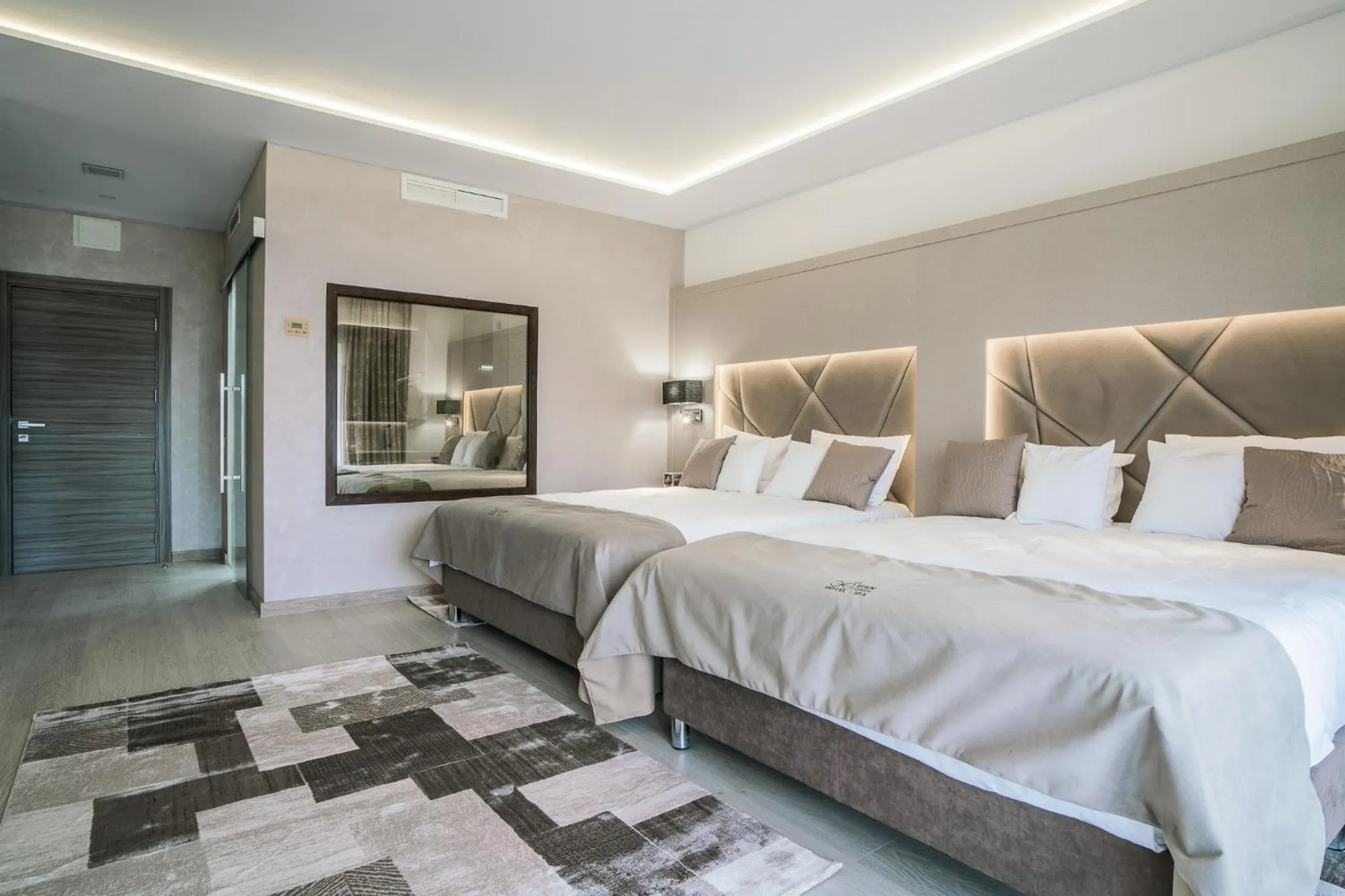 Bed in Hotel Eden Garden Spa