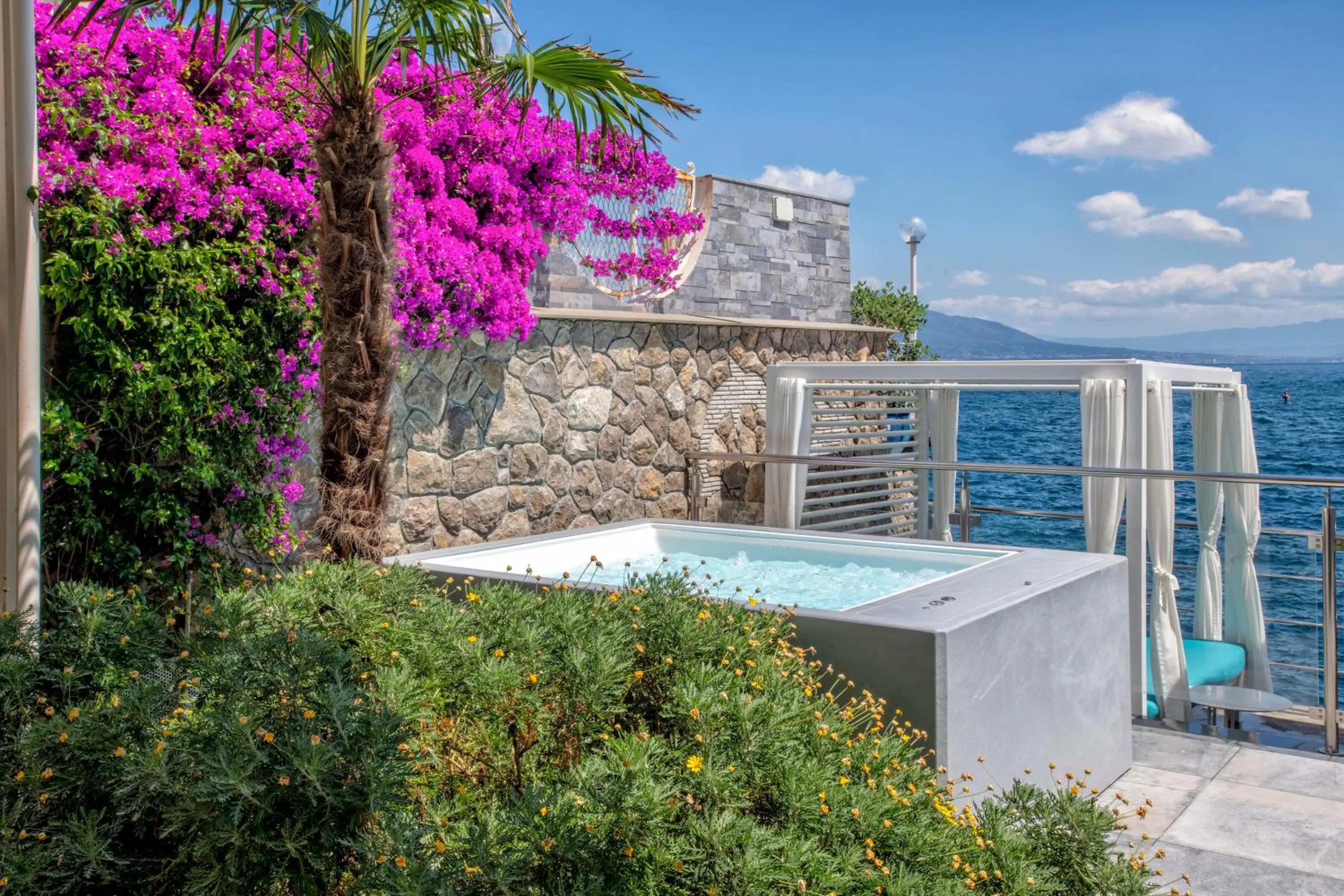 Amore Rentals - Villa del Maggiore