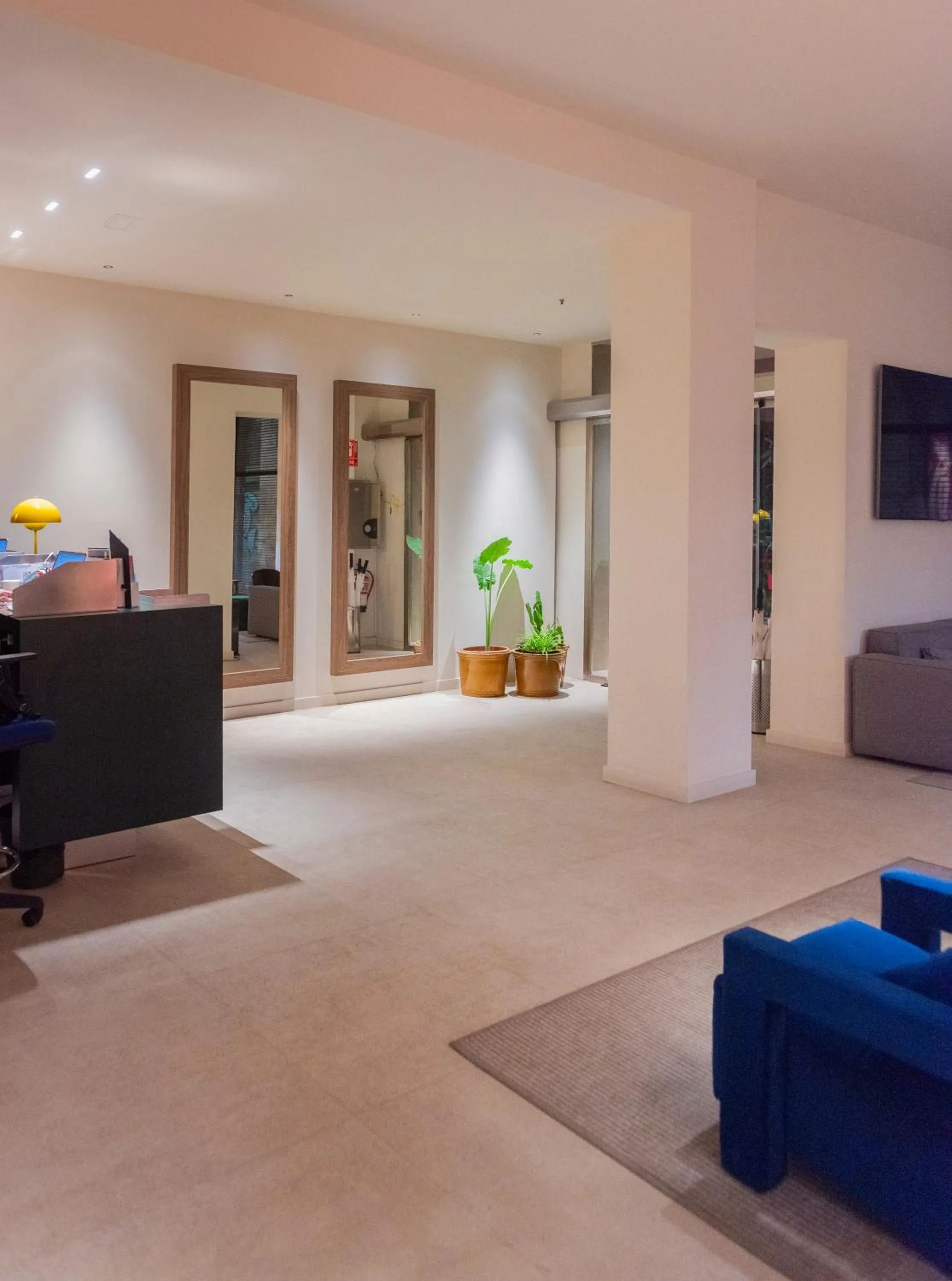 Lobby or reception in Hotel California